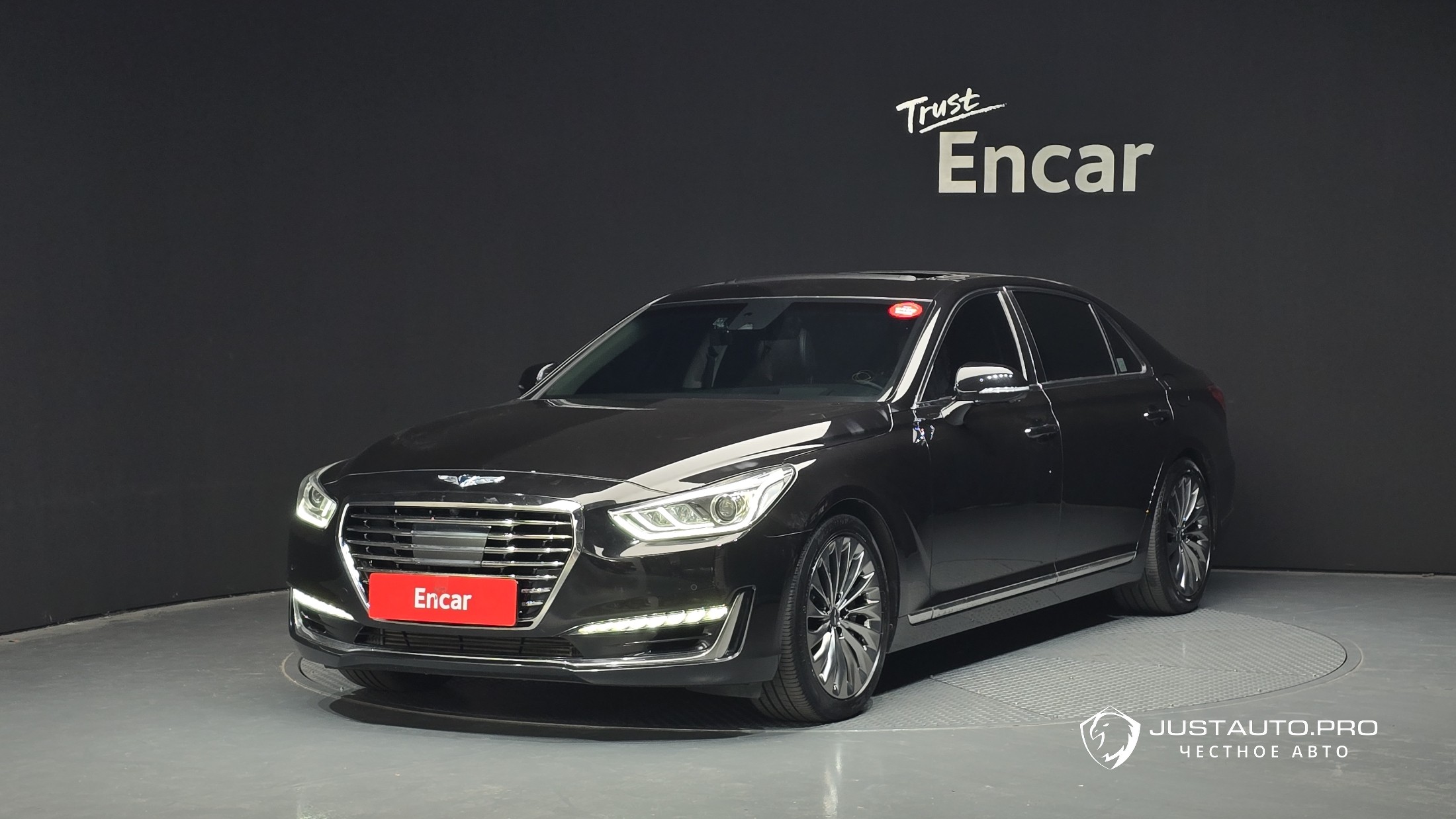 Автомобиль Genesis EQ900