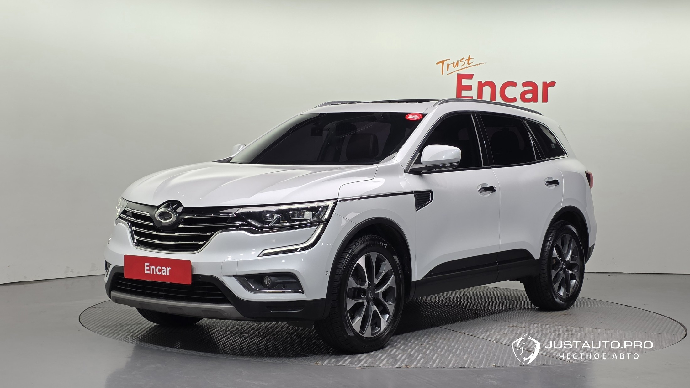 Автомобиль Renault-KoreaSamsung QM6