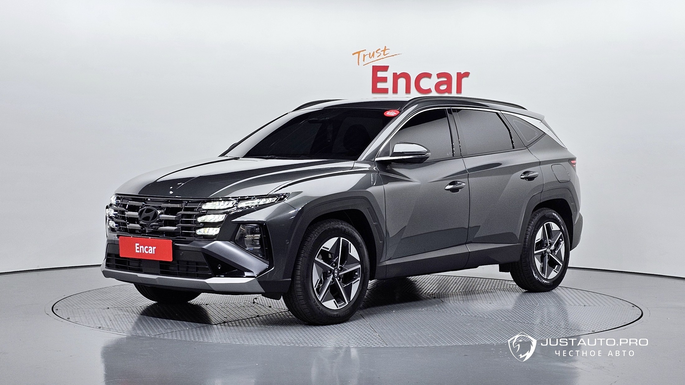 Автомобиль Hyundai Tucson