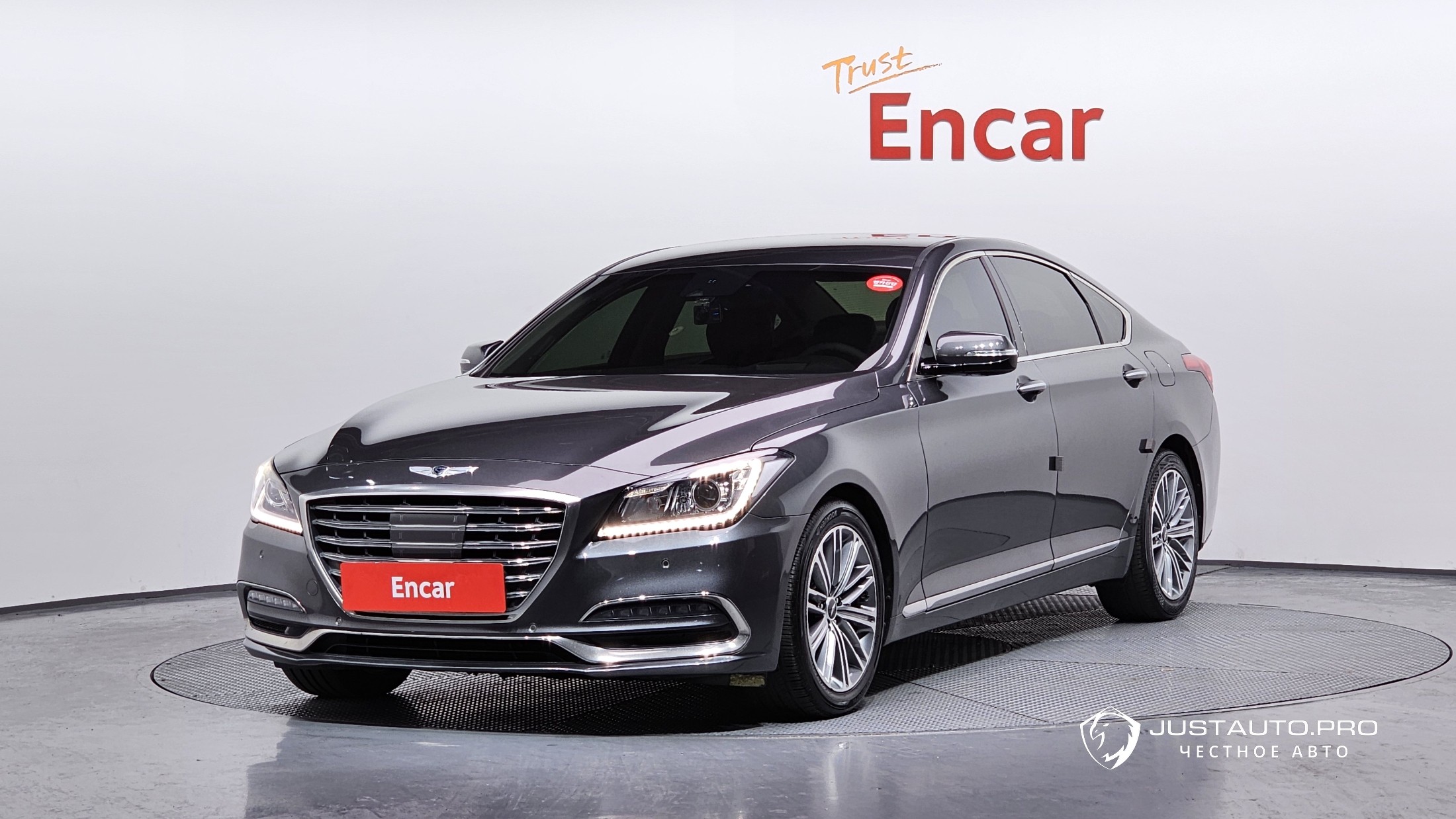 Автомобиль Genesis G80