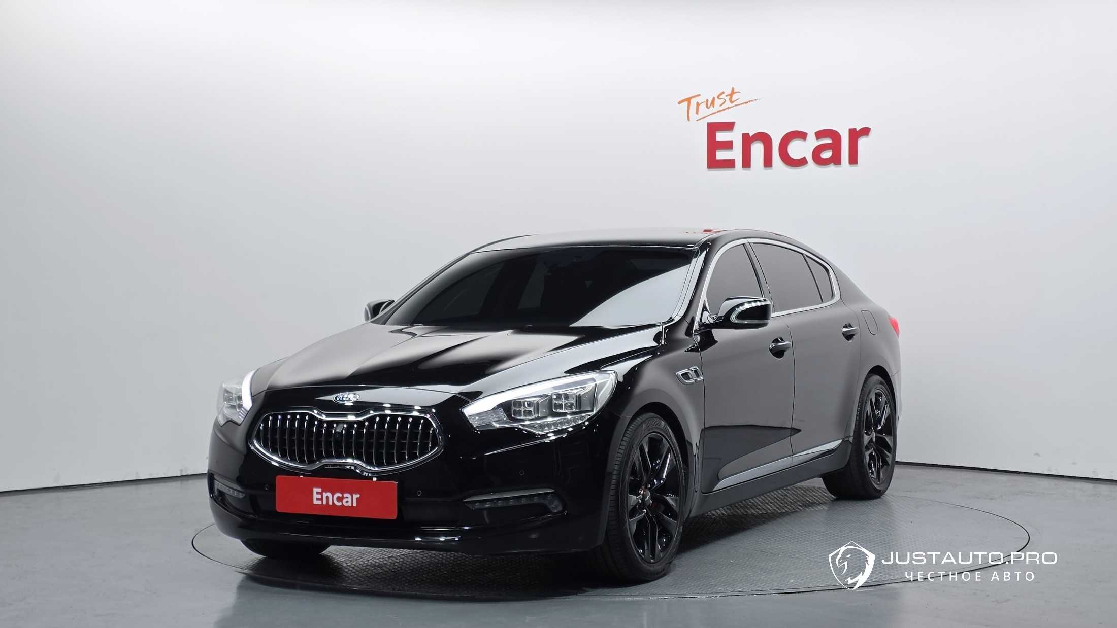 Автомобиль Kia K9