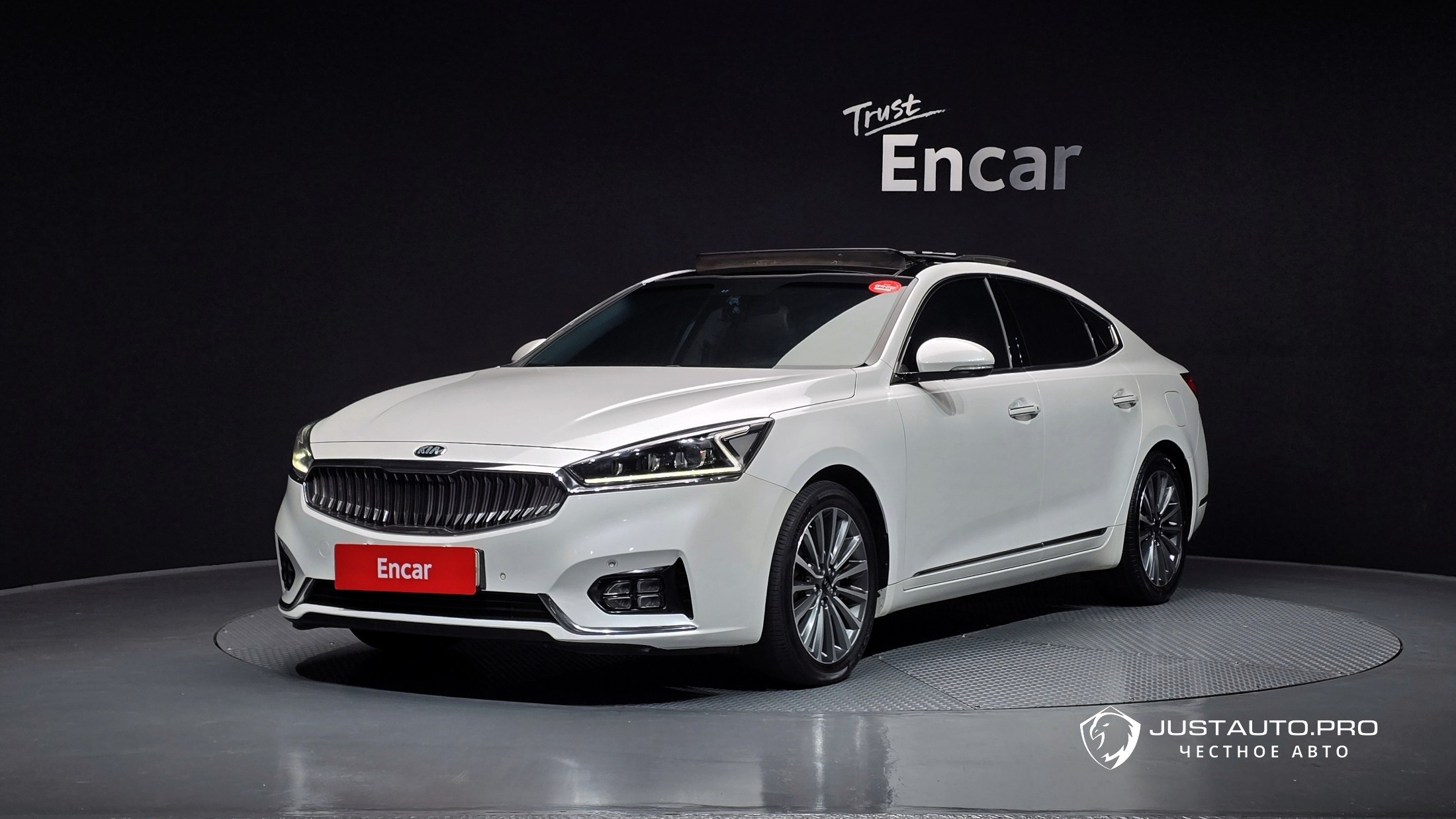 Автомобиль Kia K7