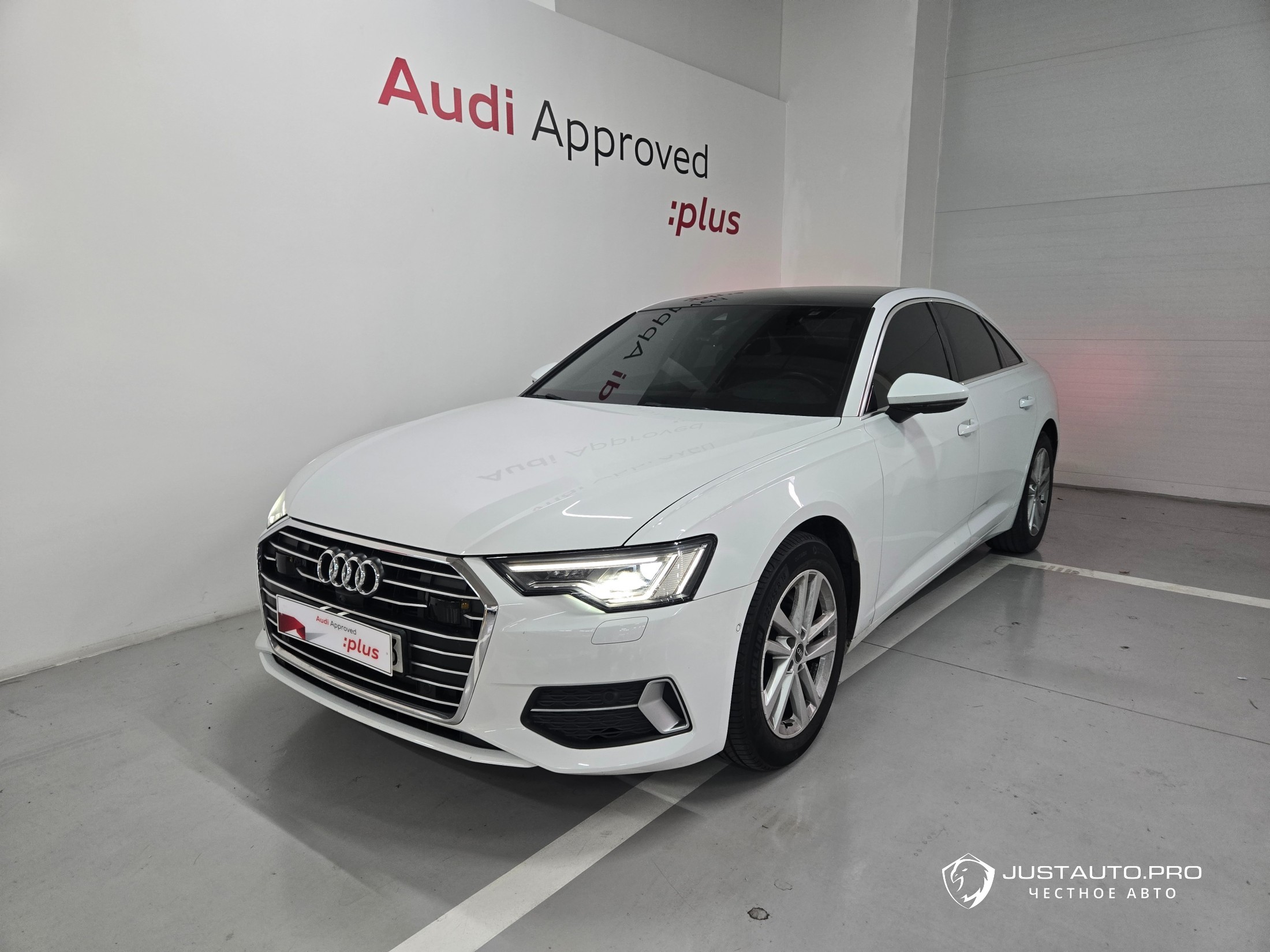 Автомобиль Audi A6
