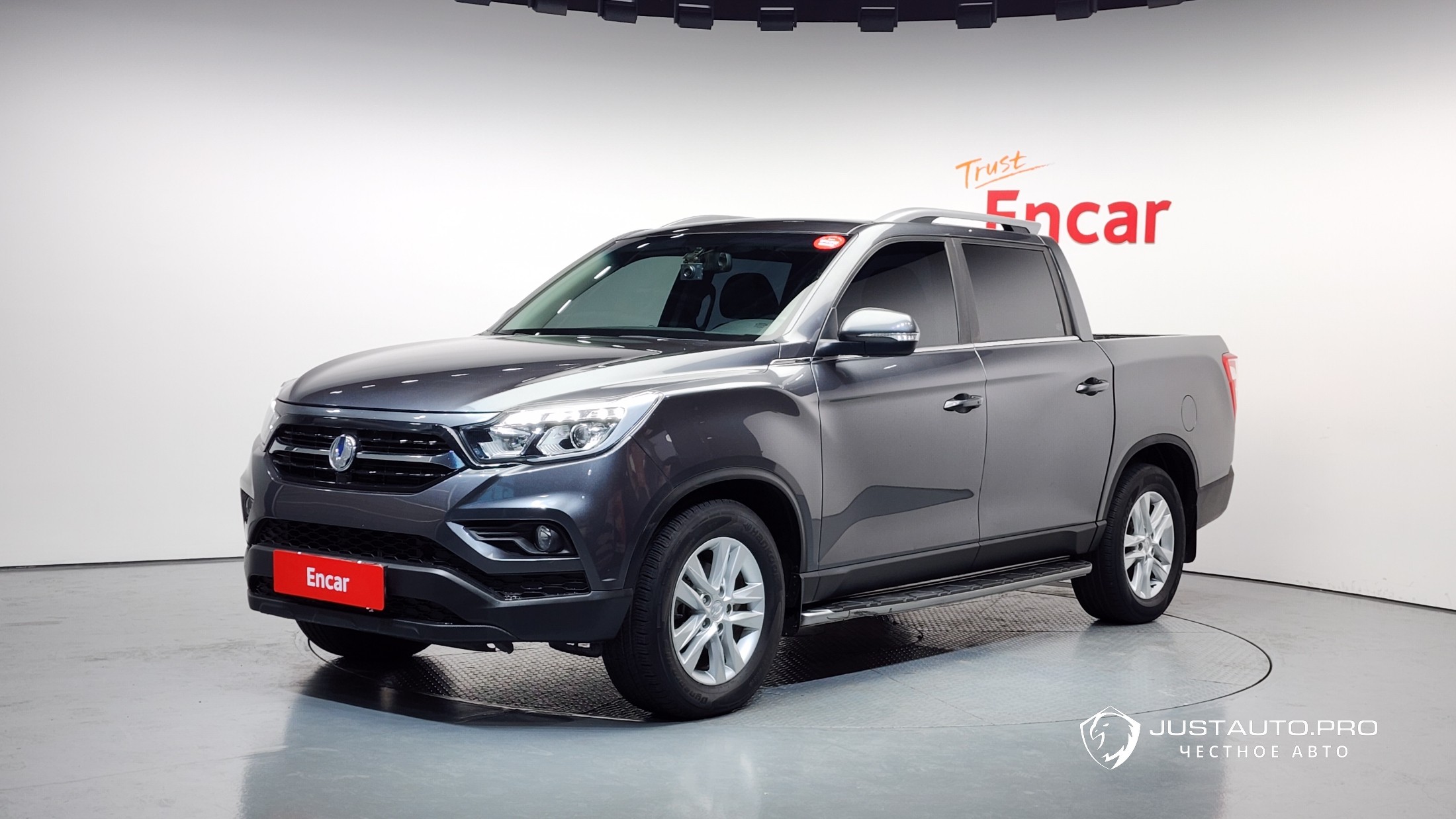Автомобиль KG_Mobility_Ssangyong Rexton