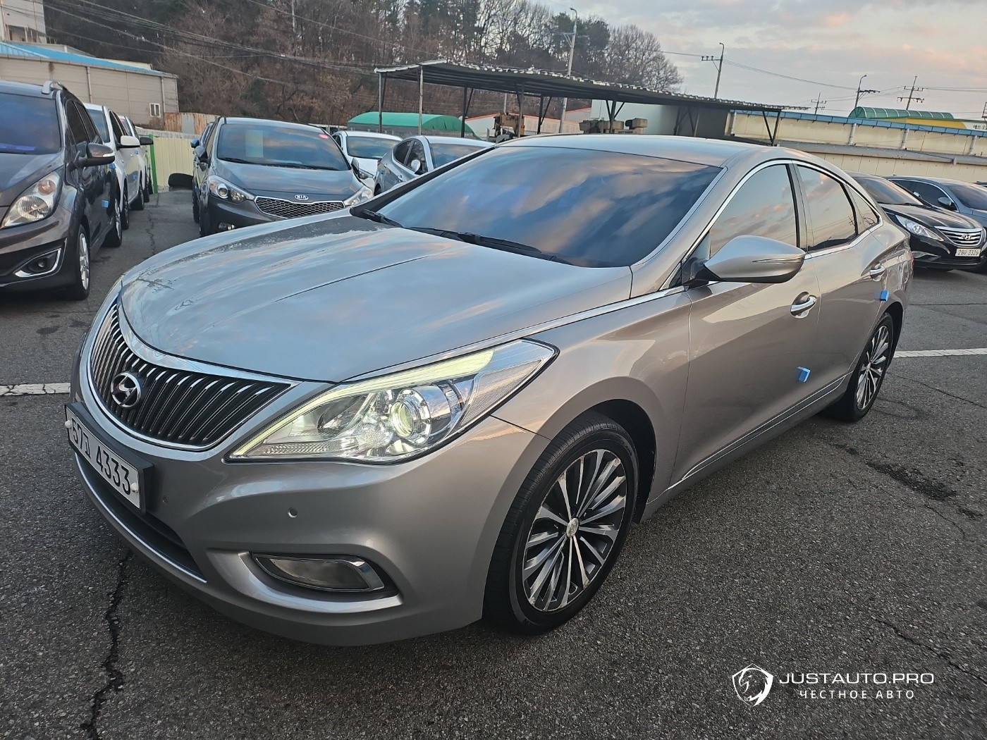 Автомобиль Hyundai Grandeur