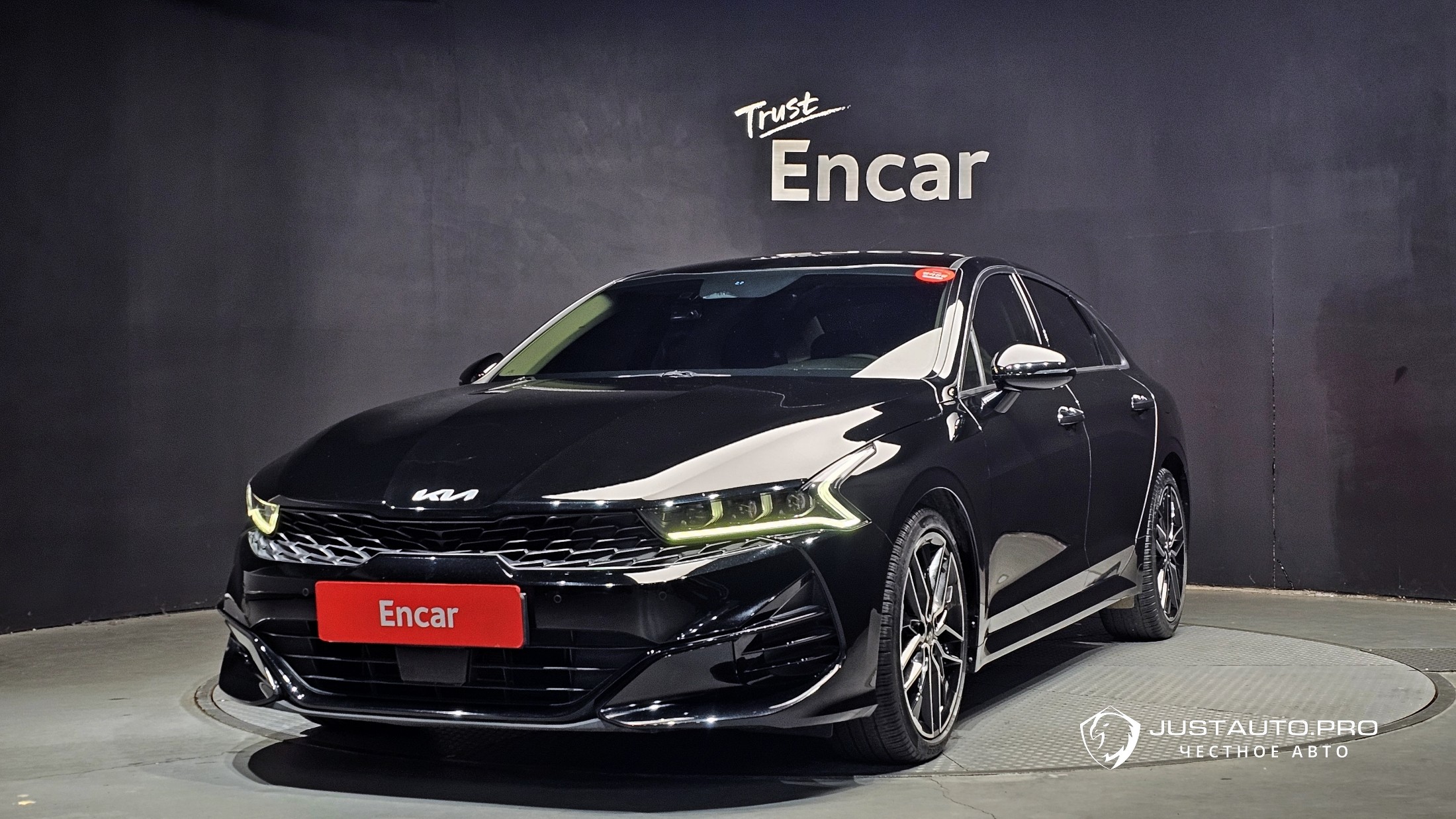 Автомобиль Kia K5