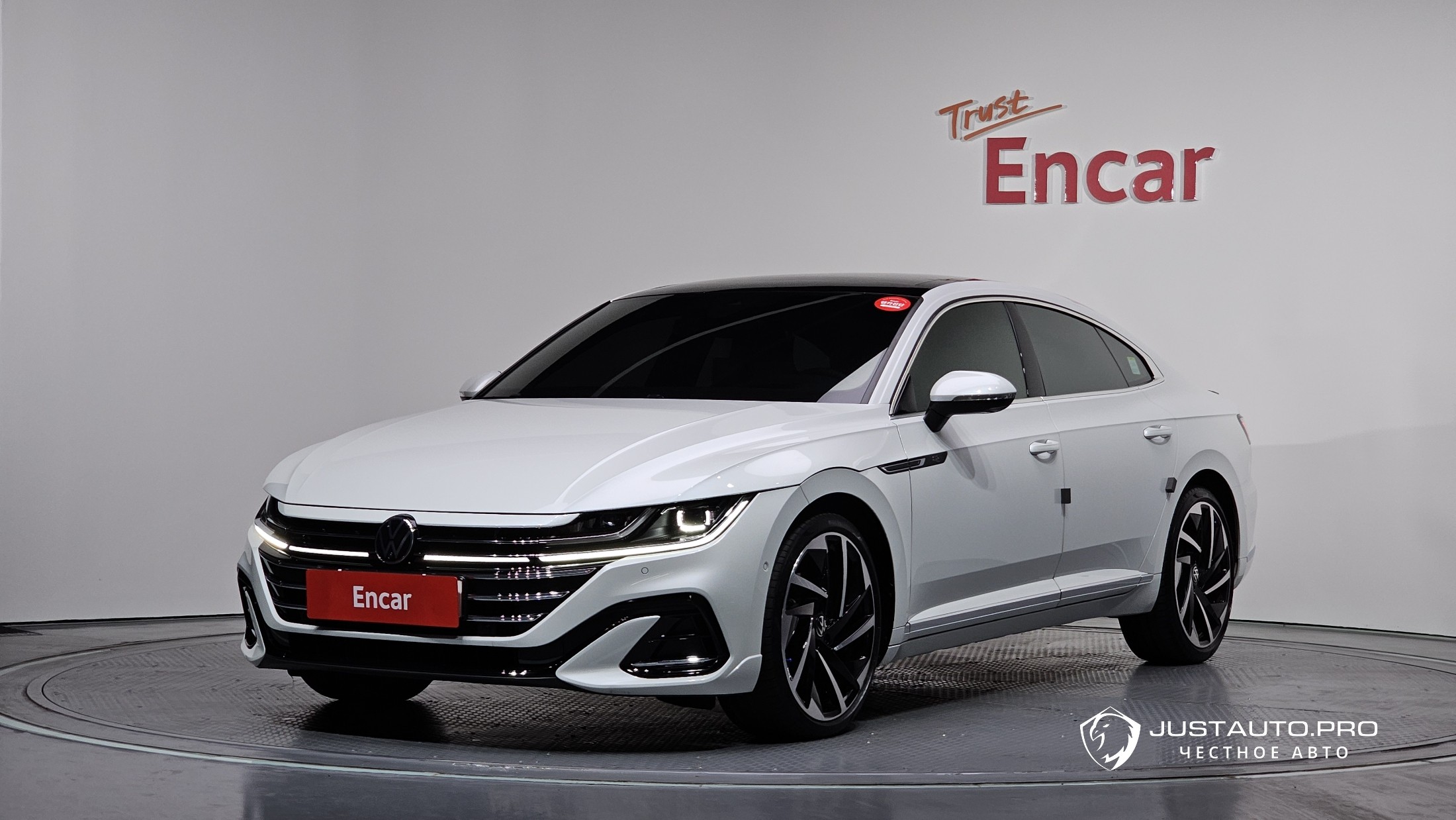 Автомобиль Volkswagen Arteon