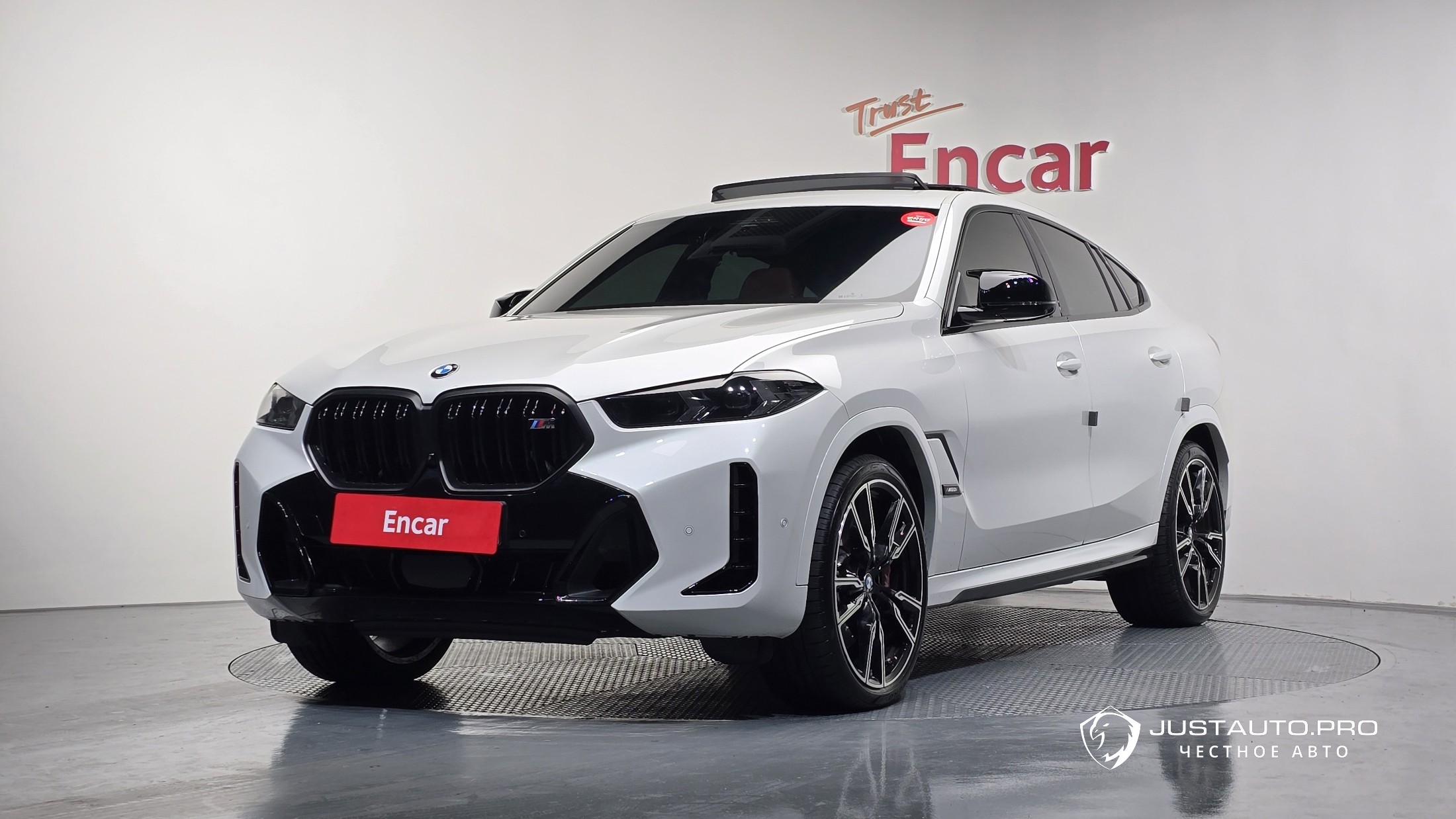 Автомобиль BMW X6