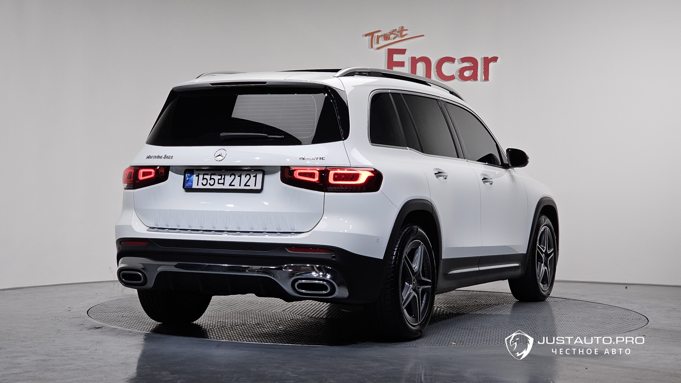 Автомобиль Mercedes-Benz GLB-Class