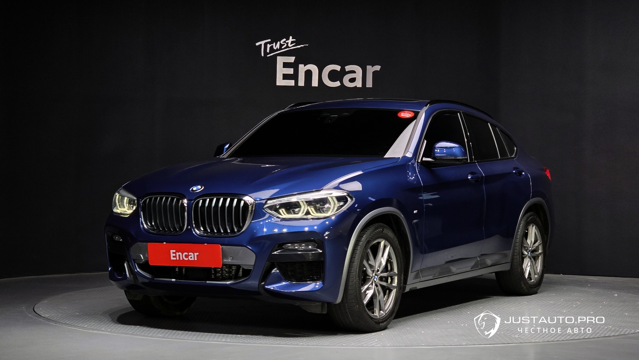 Автомобиль BMW X4