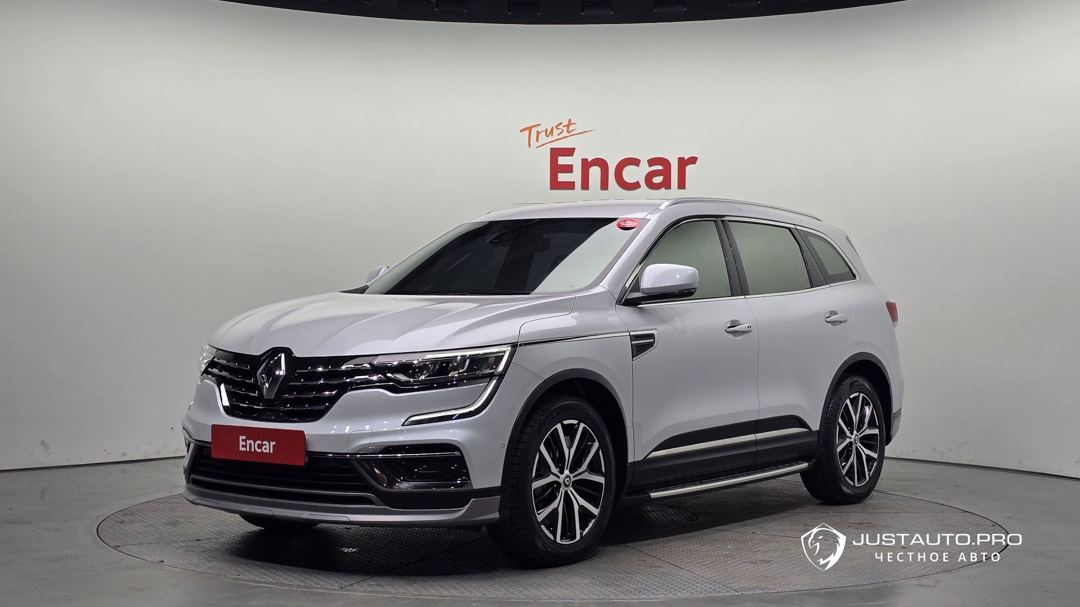 Автомобиль Renault-KoreaSamsung QM6