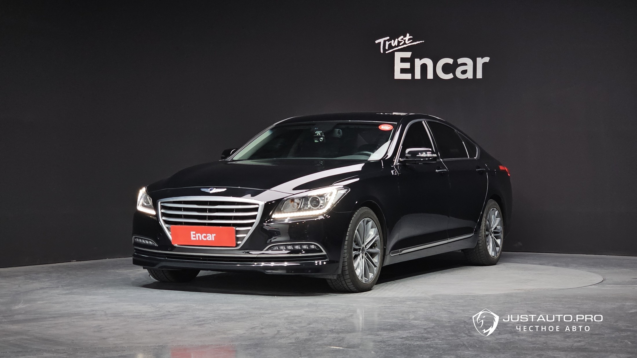 Автомобиль Hyundai Genesis