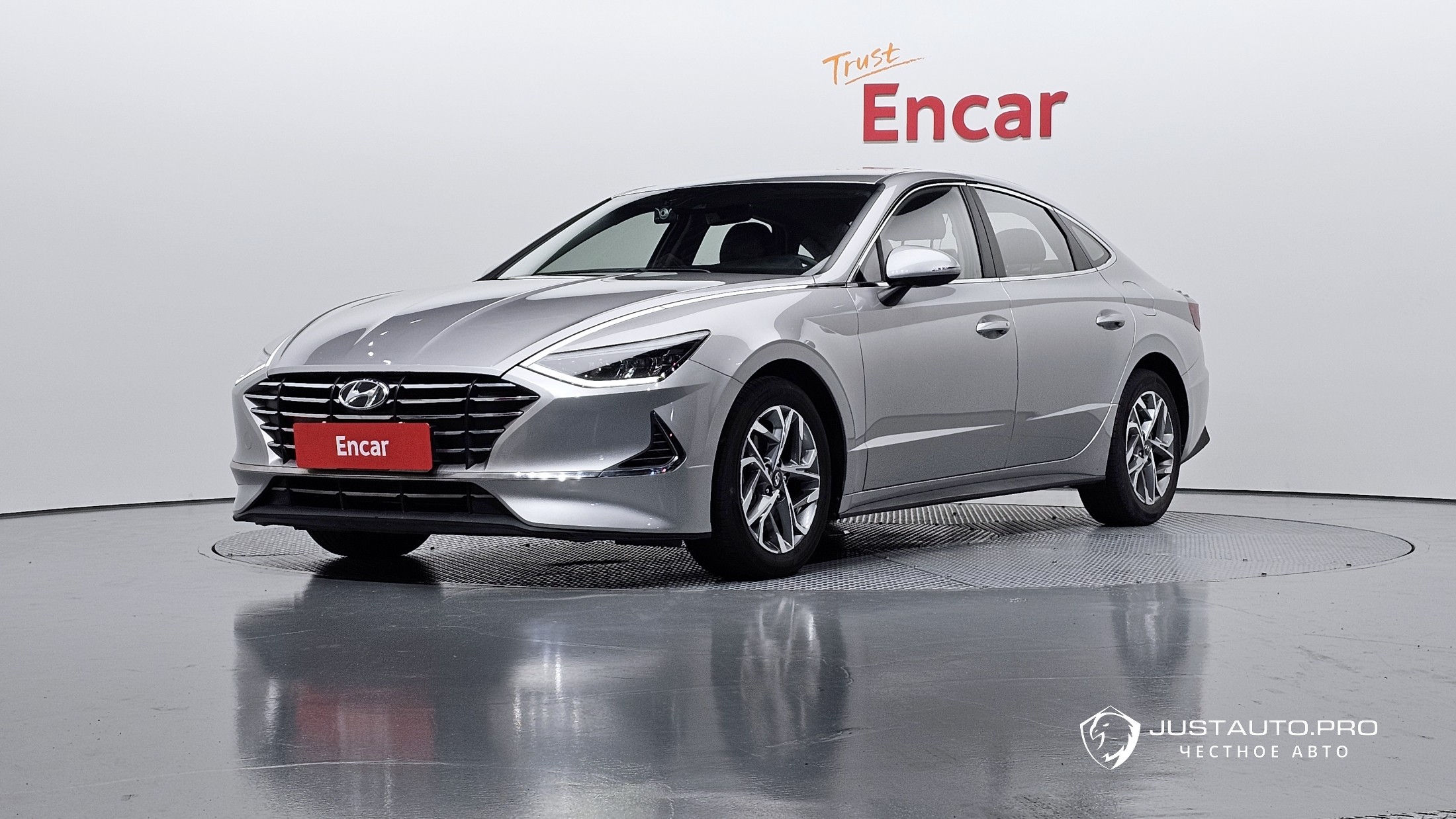 Автомобиль Hyundai Sonata