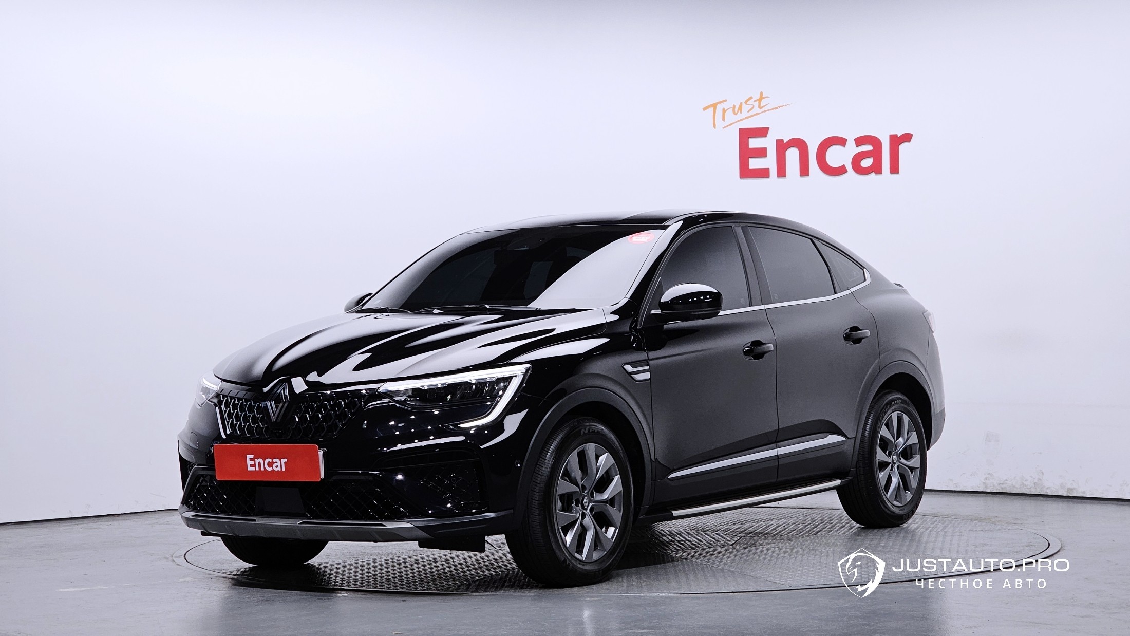 Автомобиль Renault-KoreaSamsung Arkana