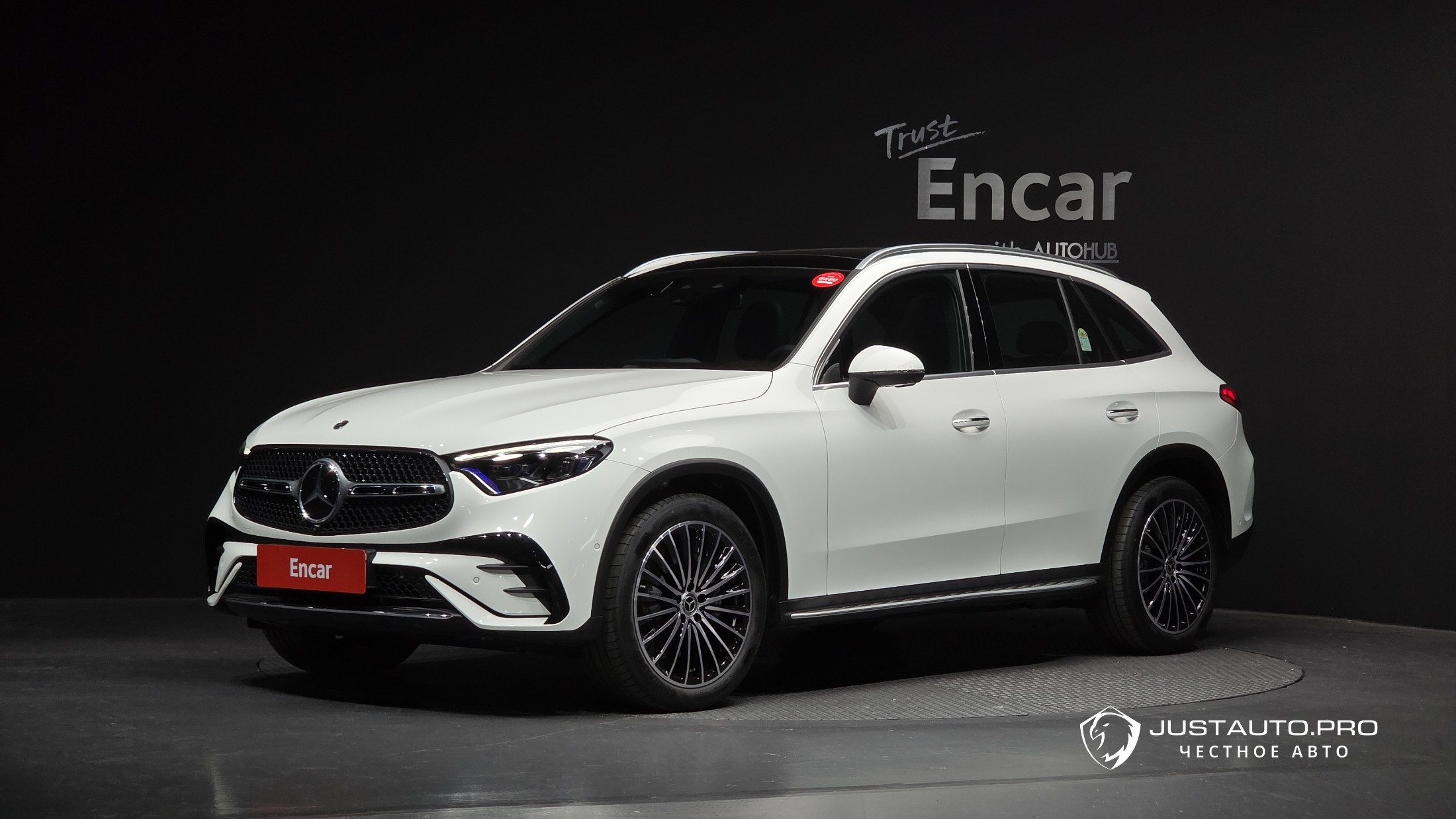 Автомобиль Mercedes-Benz GLC-Class