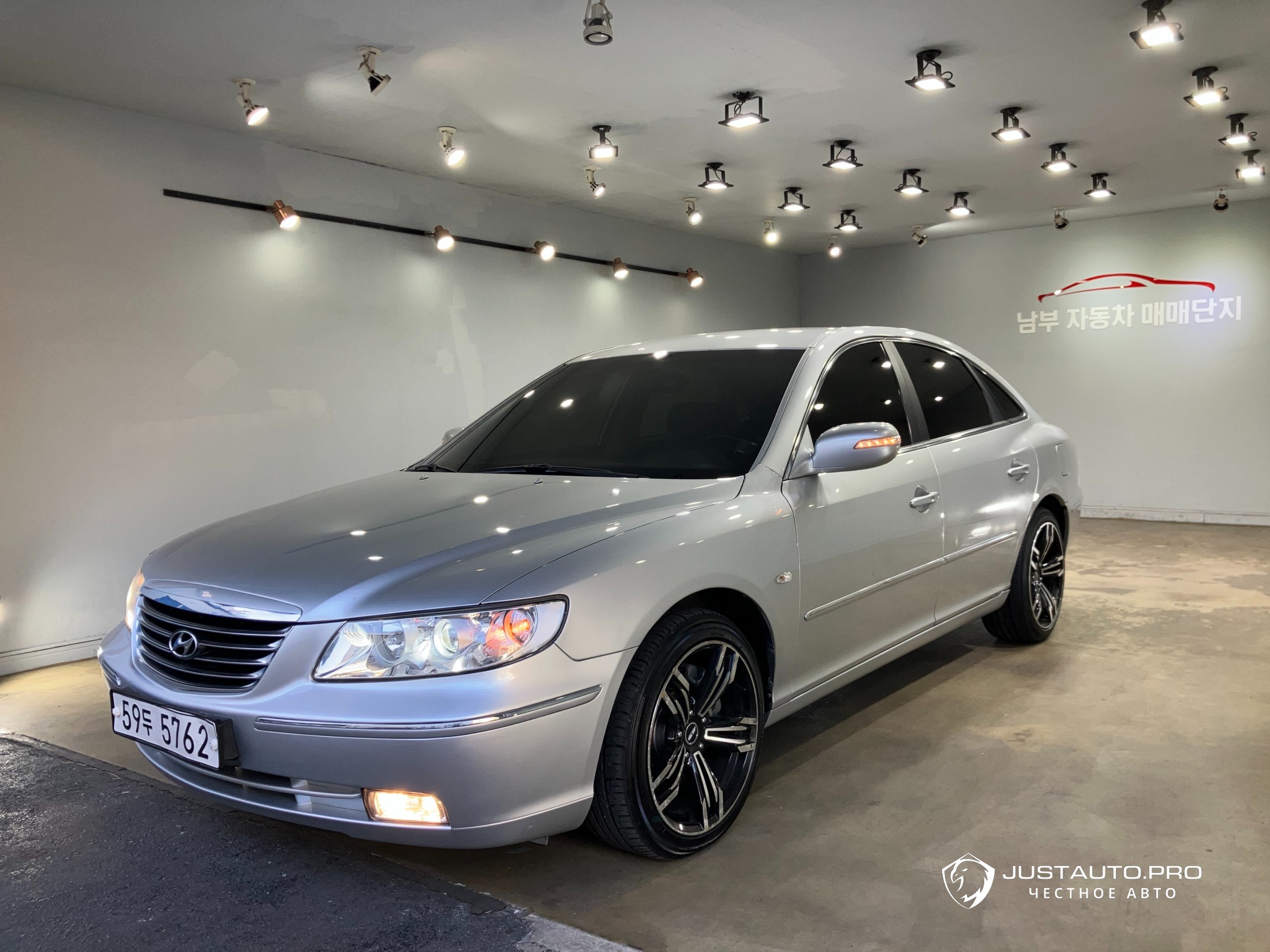Автомобиль Hyundai Grandeur