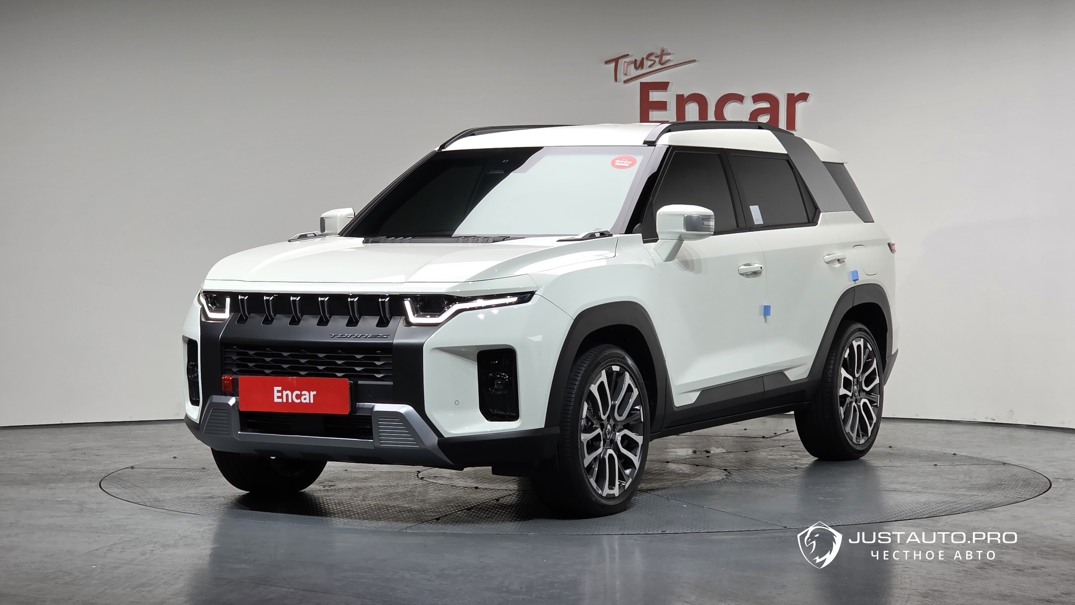 Автомобиль KG_Mobility_Ssangyong Torres