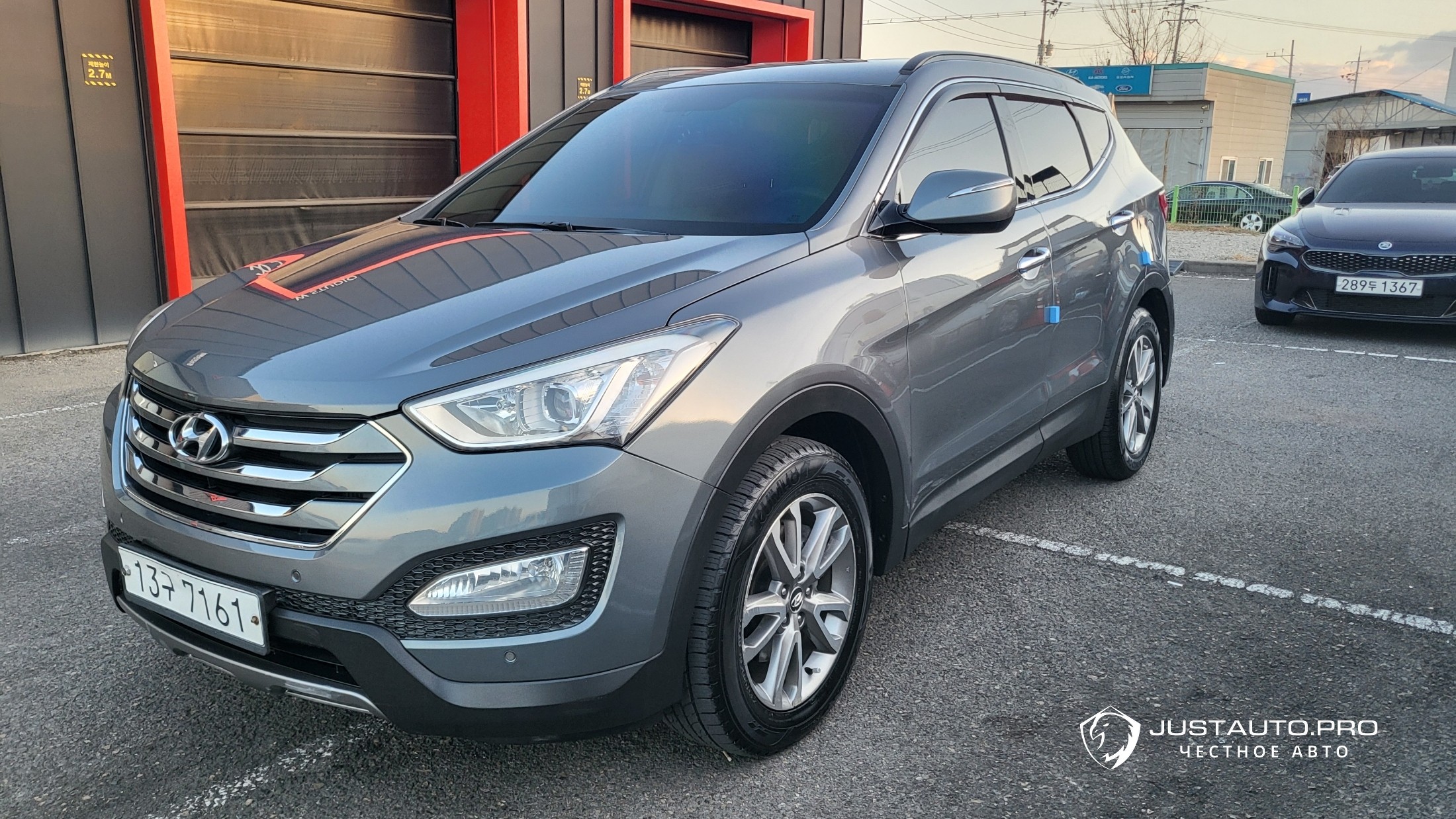 Автомобиль Hyundai Santafe