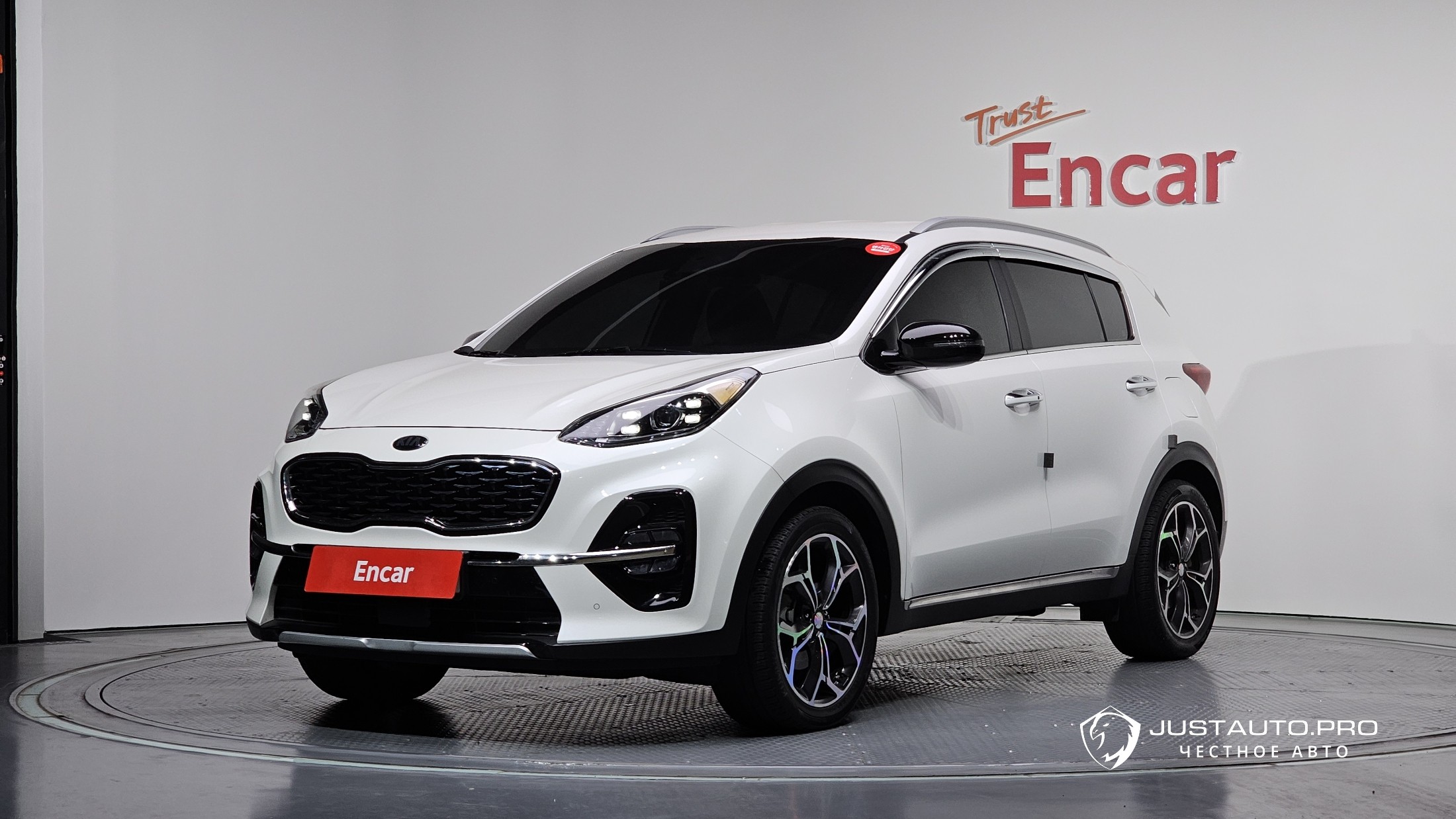 Автомобиль Kia Sportage