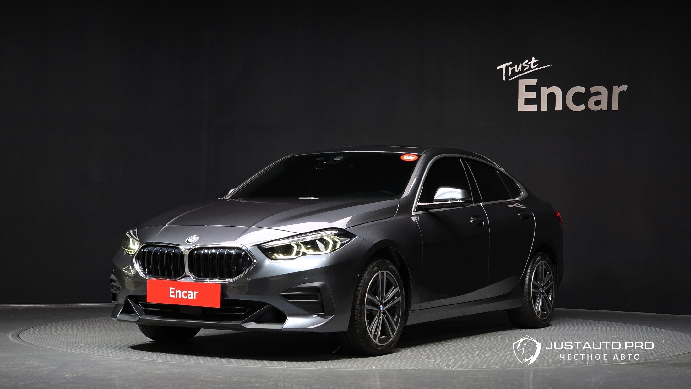 Автомобиль BMW 2-Series