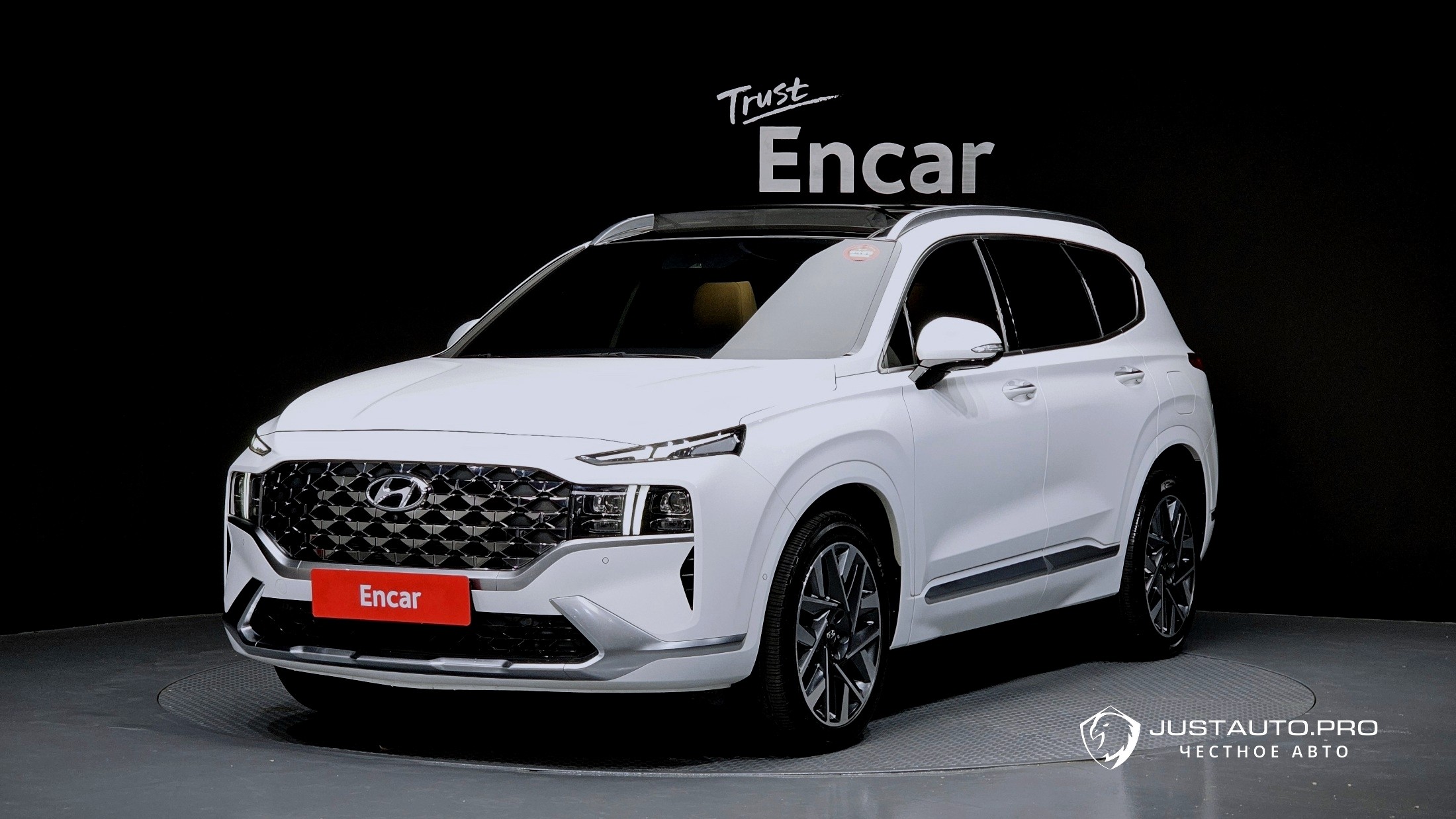 Автомобиль Hyundai Santafe