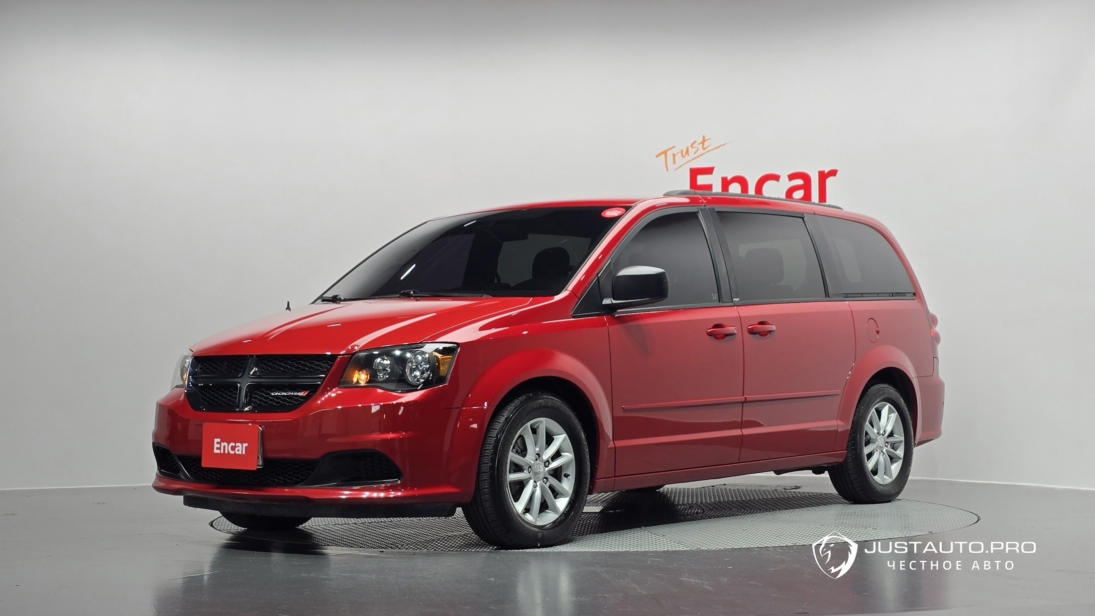 Автомобиль Dodge Grand Caravan