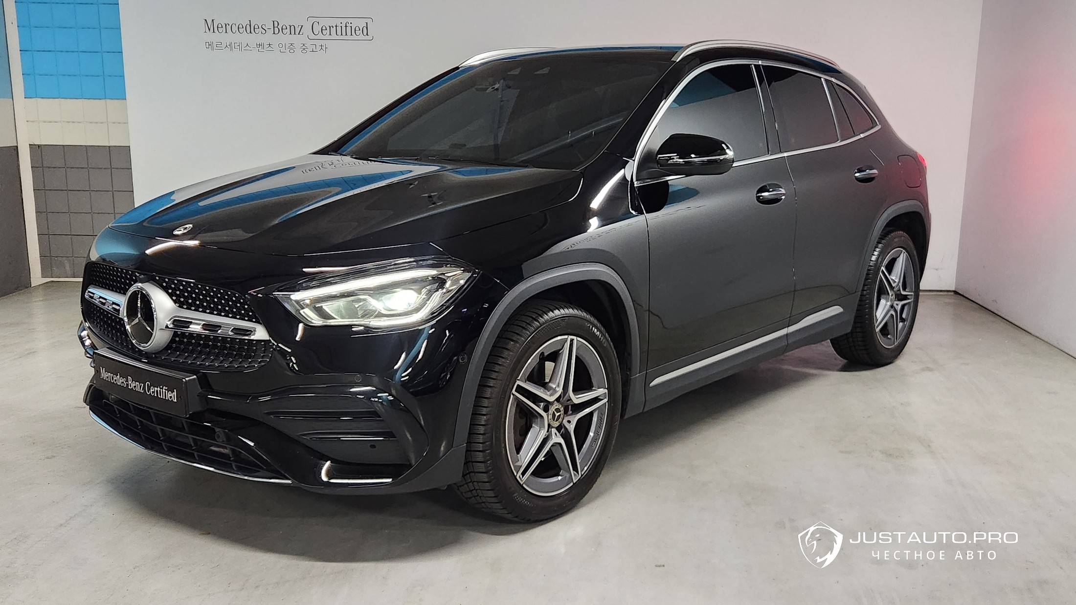 Автомобиль Mercedes-Benz GLA-Class