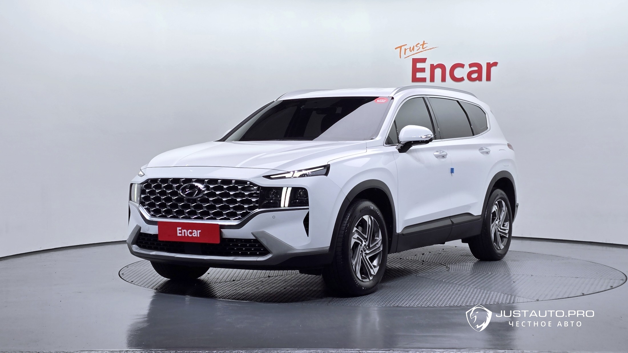 Автомобиль Hyundai Santafe