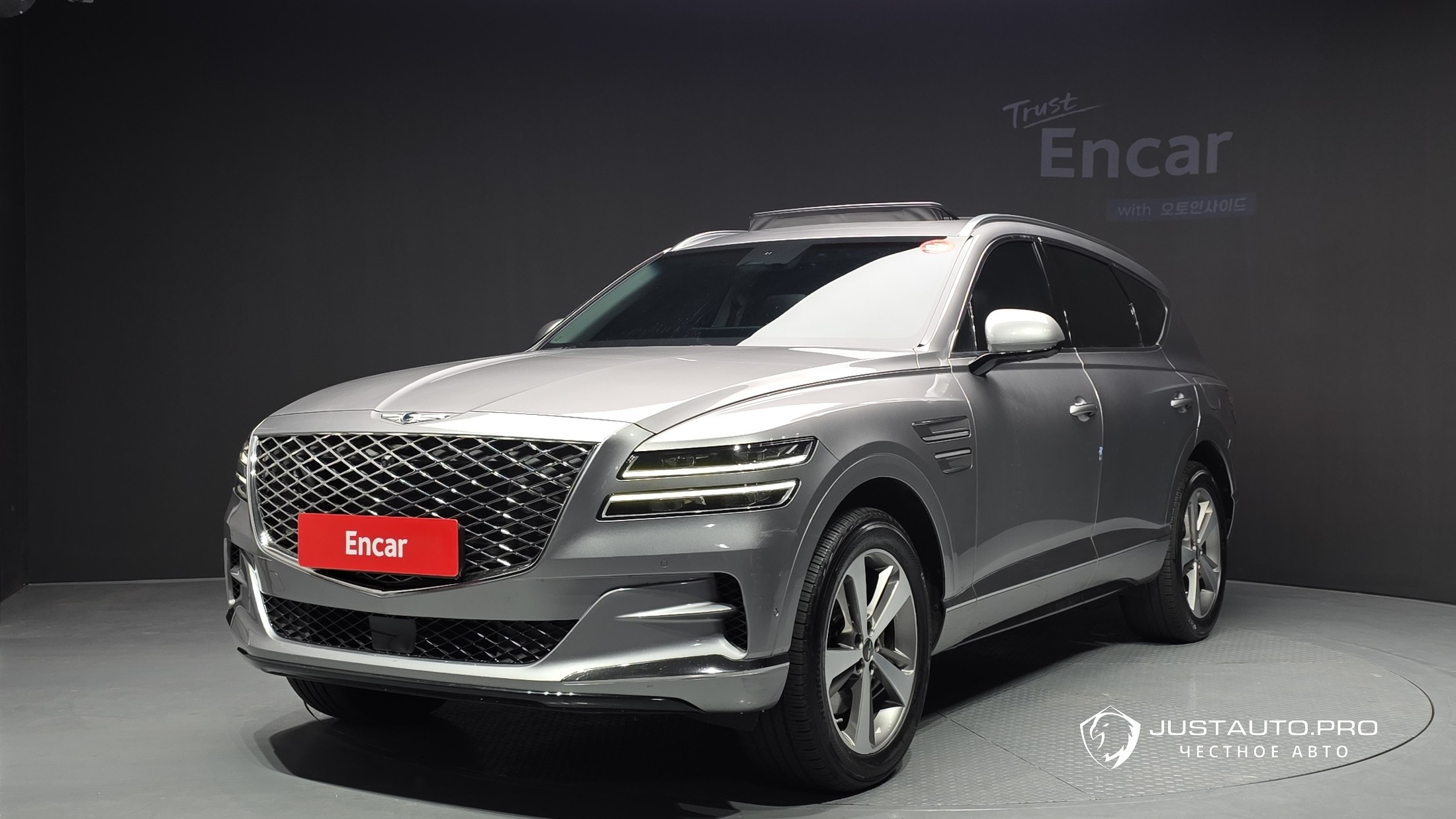 Автомобиль Genesis GV80