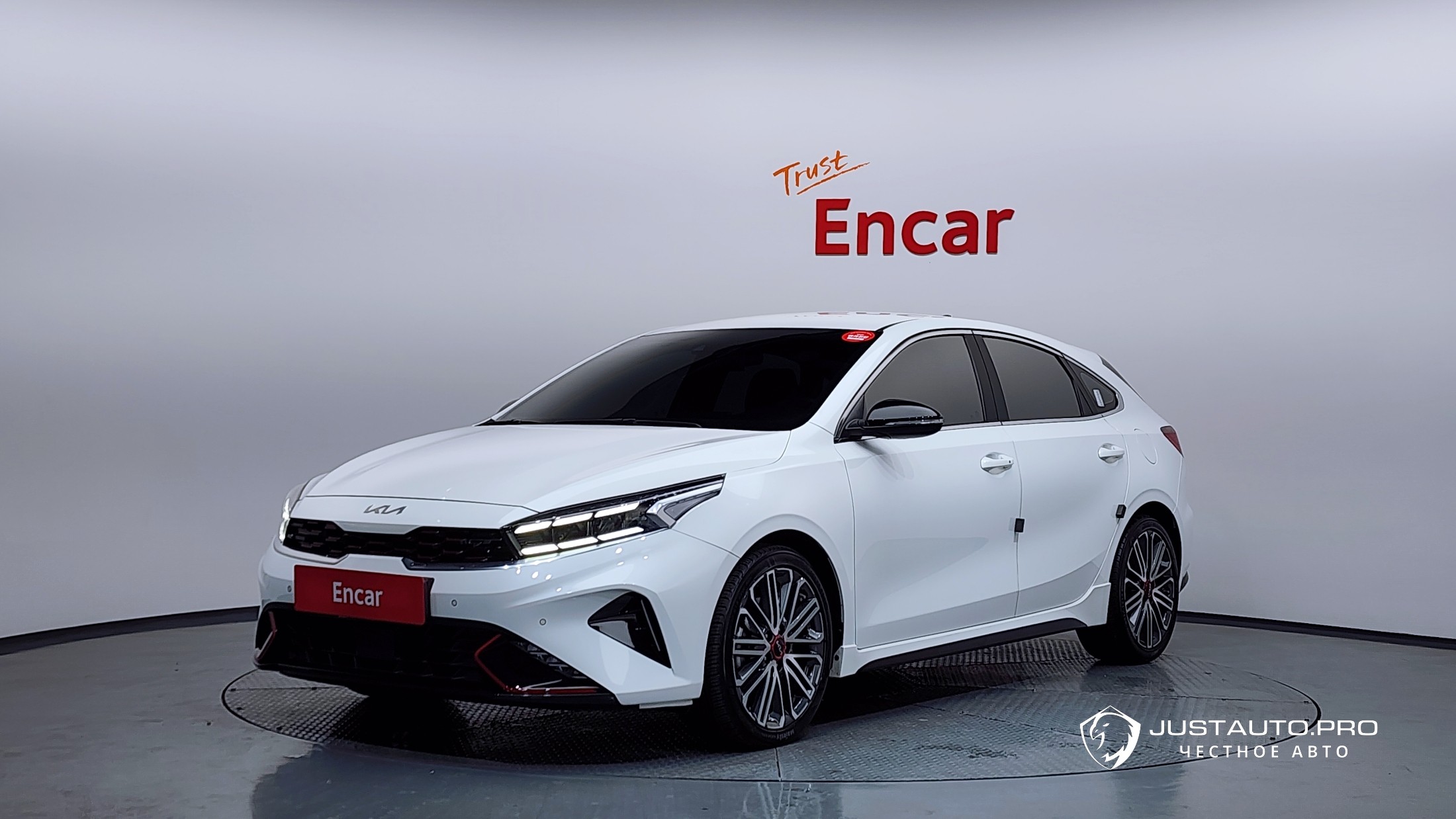 Автомобиль Kia K3