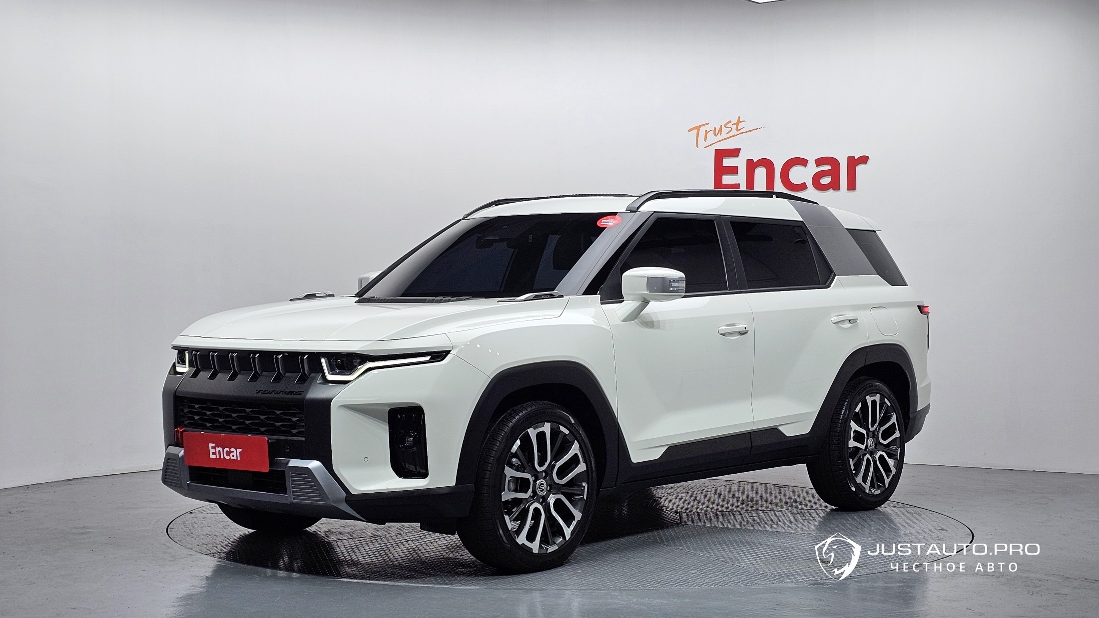Автомобиль KG_Mobility_Ssangyong Torres