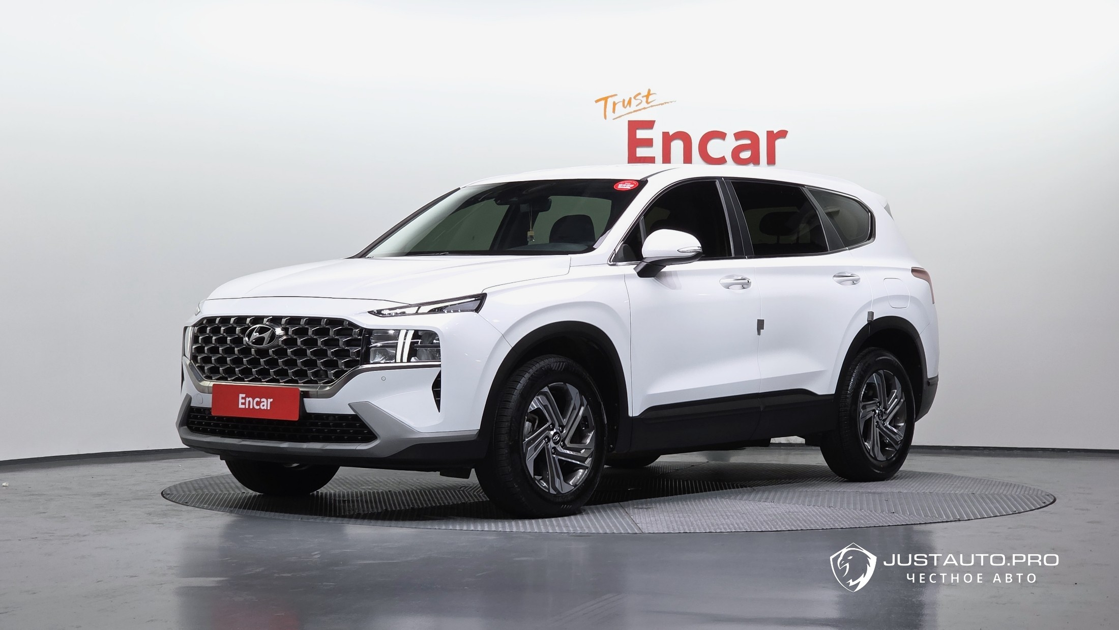 Автомобиль Hyundai Santafe