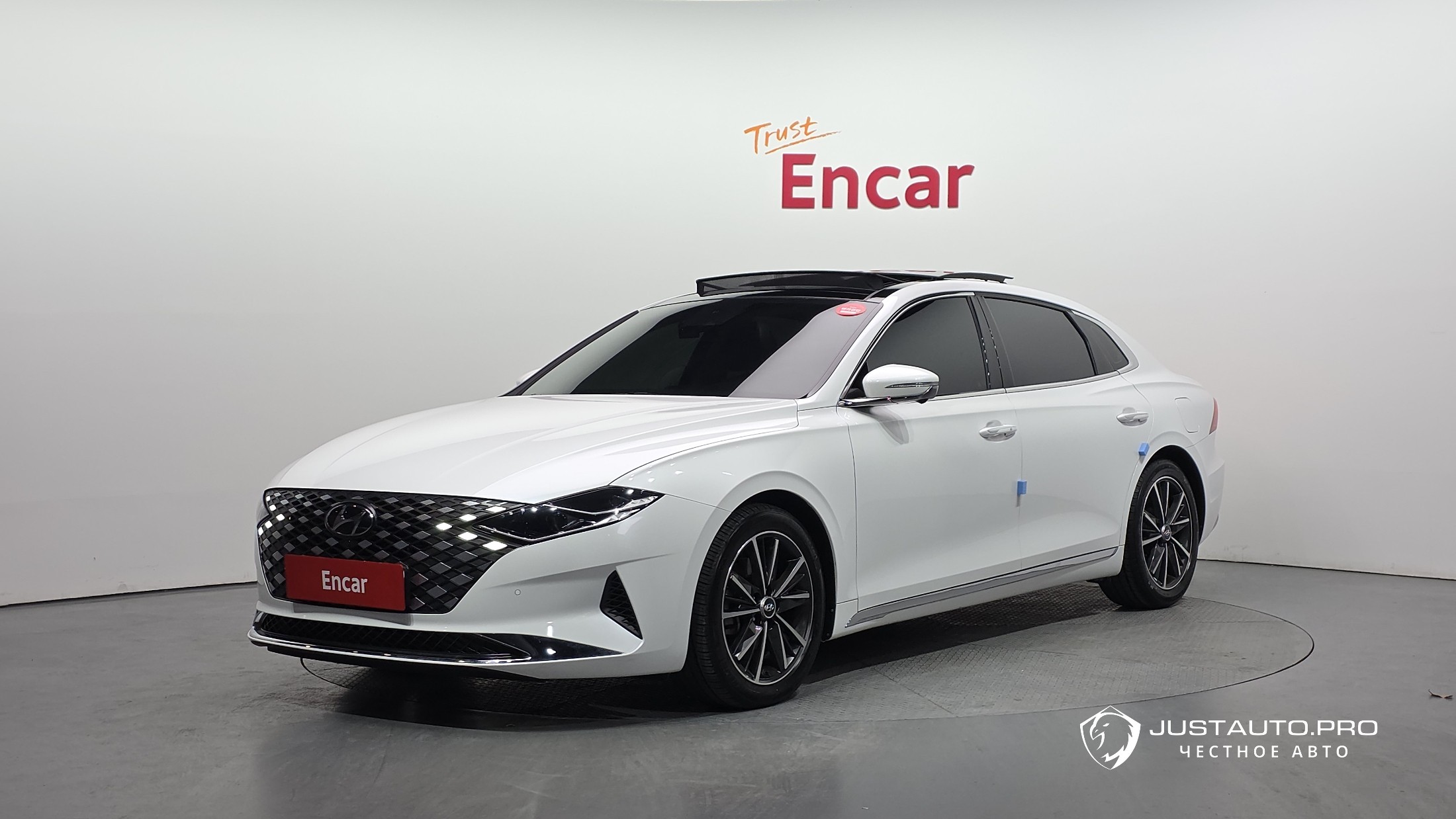 Автомобиль Hyundai Grandeur