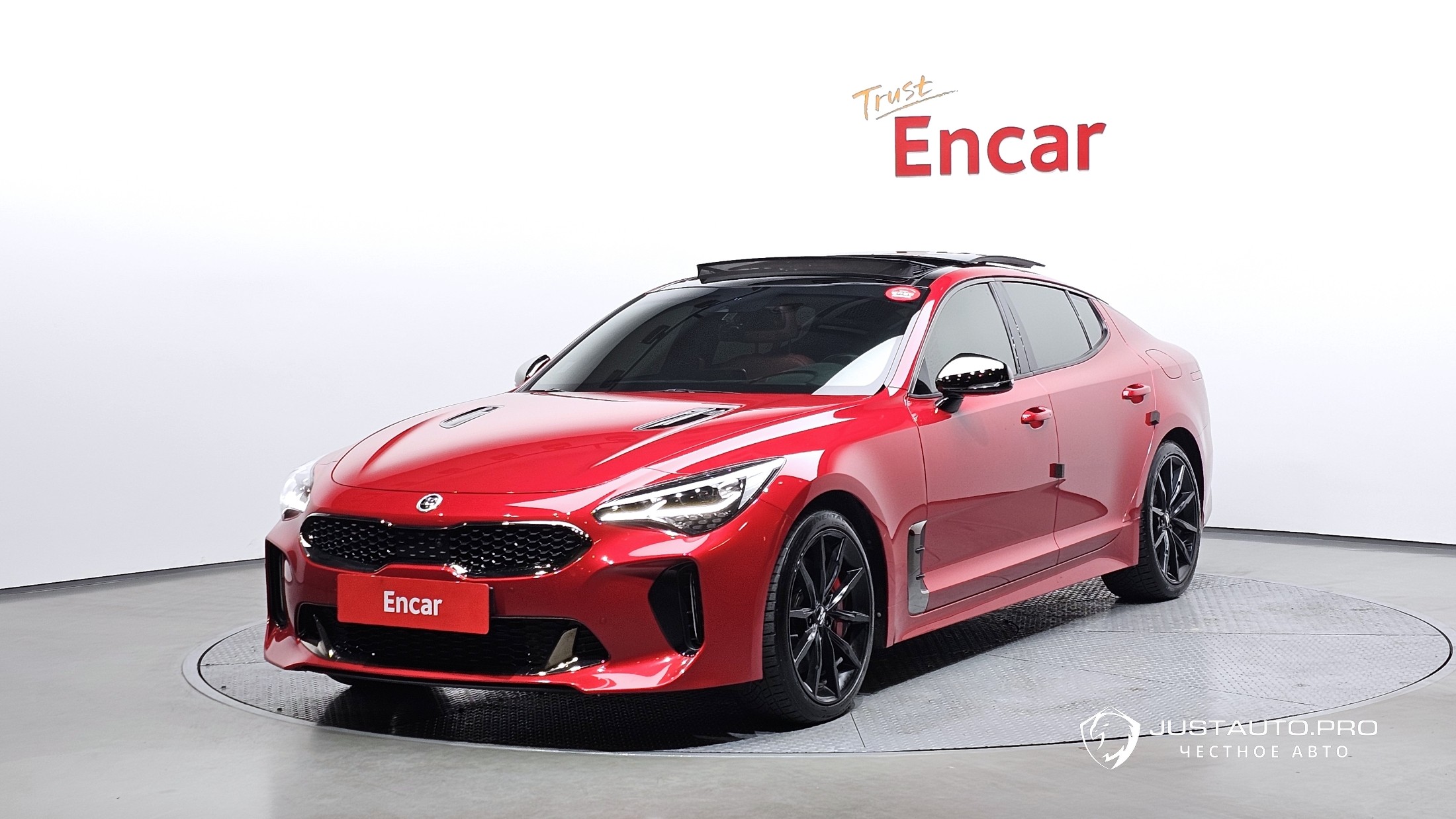 Автомобиль Kia Stinger