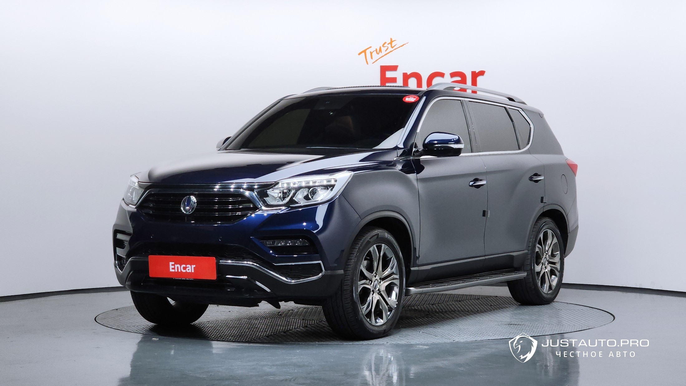 Автомобиль KG_Mobility_Ssangyong Rexton