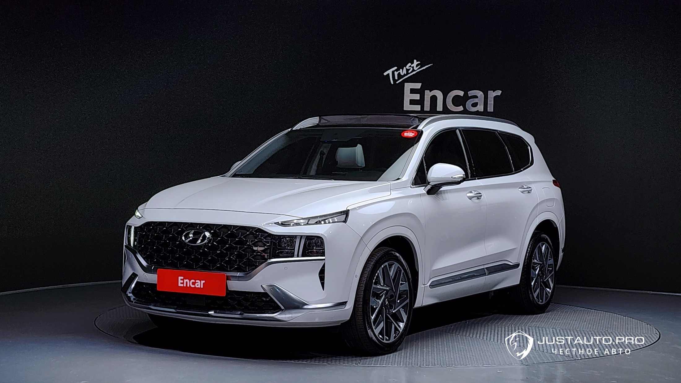 Автомобиль Hyundai Santafe