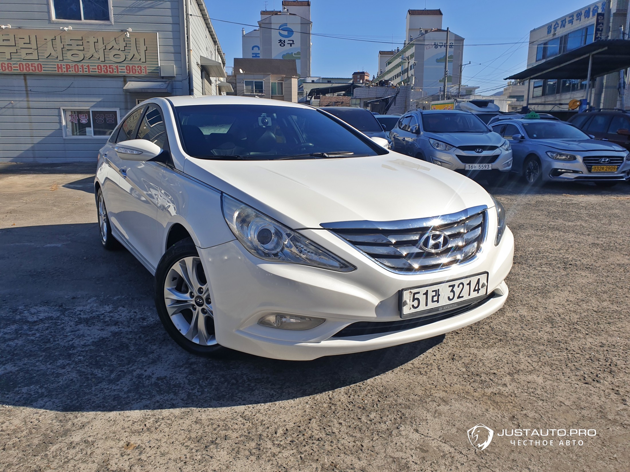 Автомобиль Hyundai Sonata