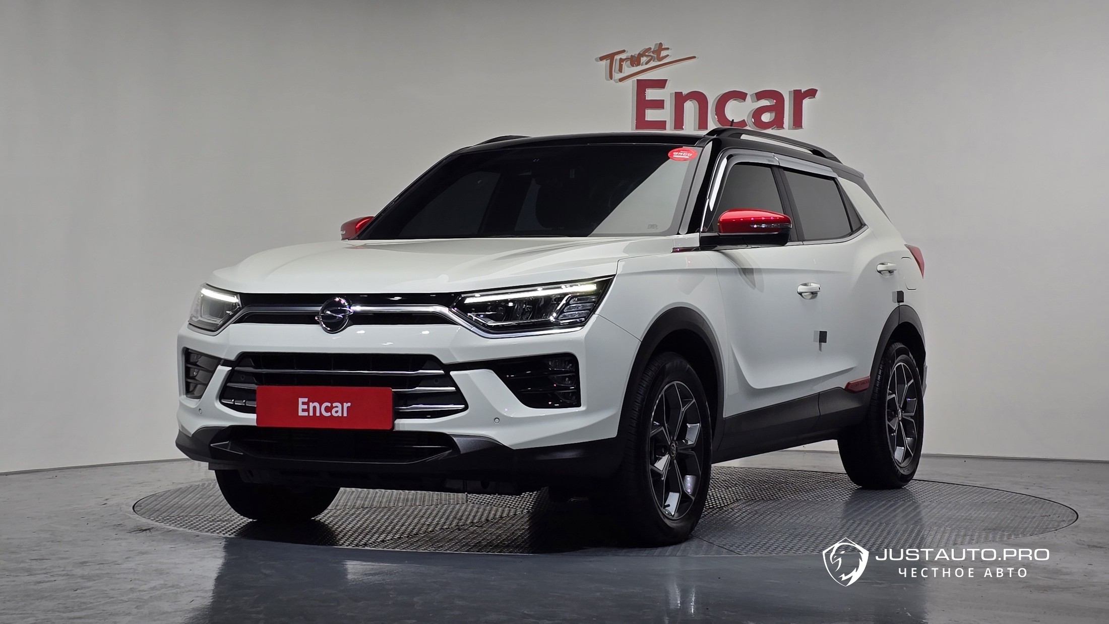 Автомобиль KG_Mobility_Ssangyong KORANDO