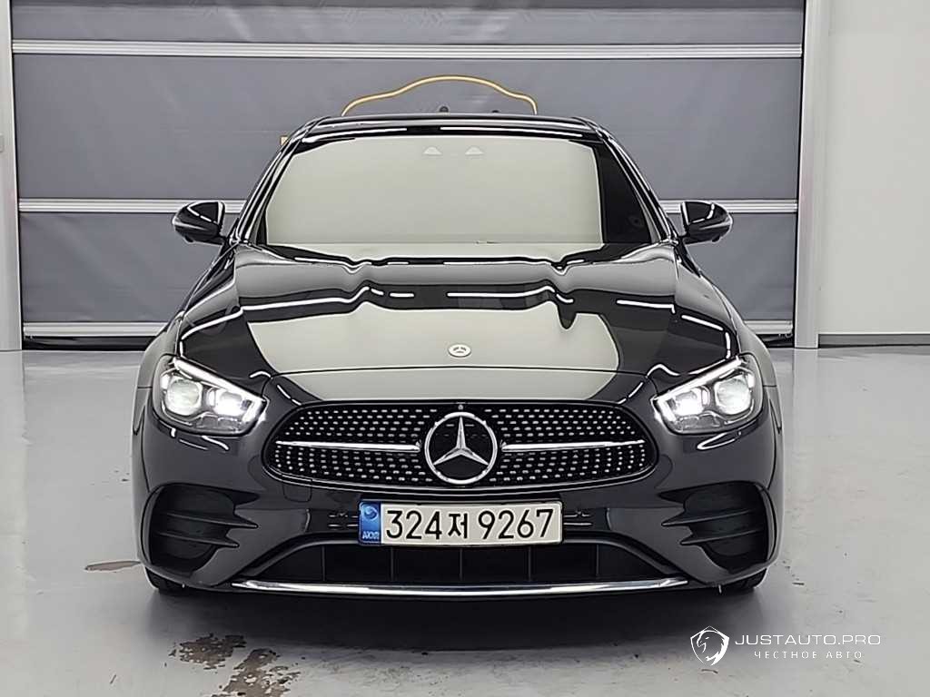 Автомобиль Mercedes-Benz E-Class
