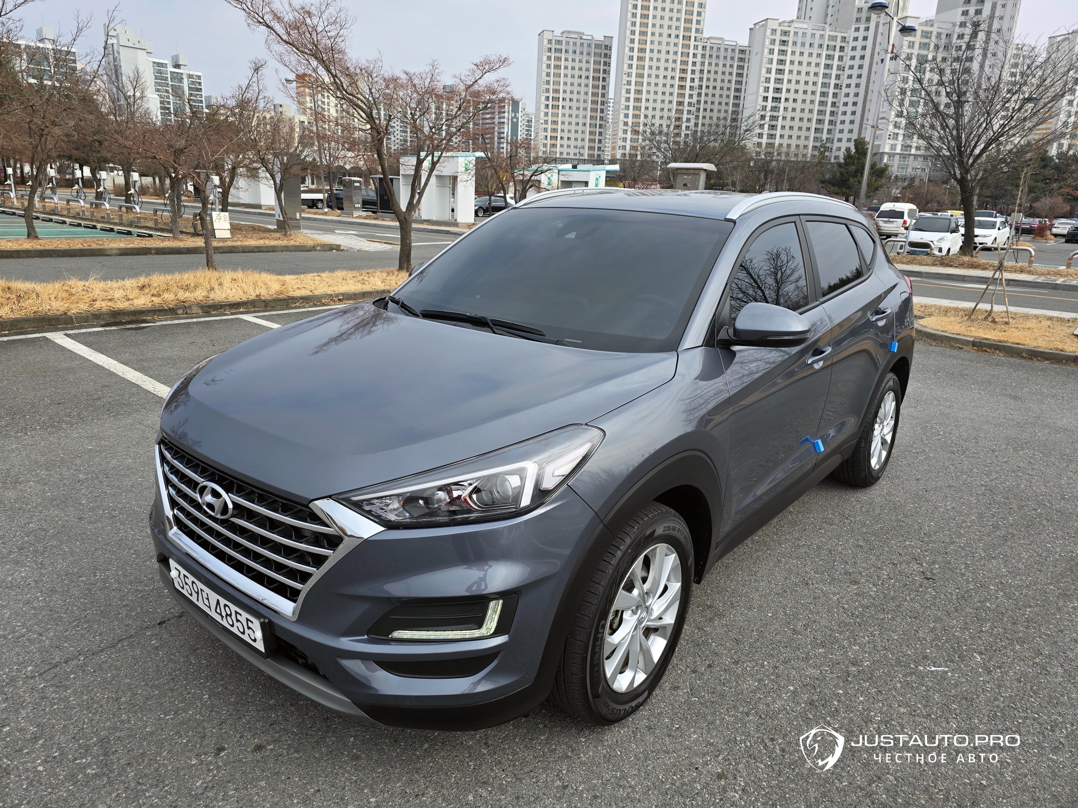 Автомобиль Hyundai Tucson