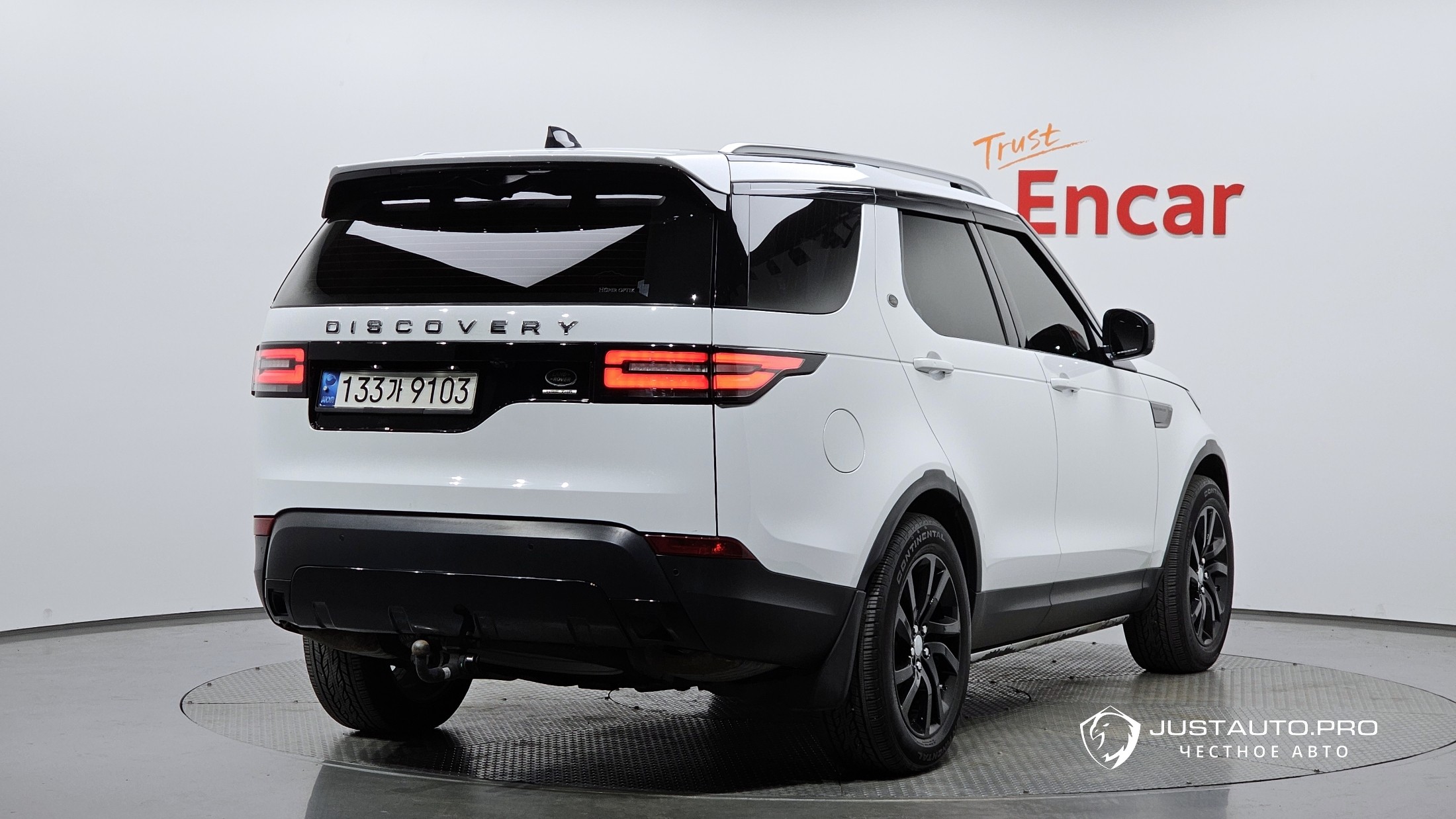 Автомобиль Land Rover Discovery