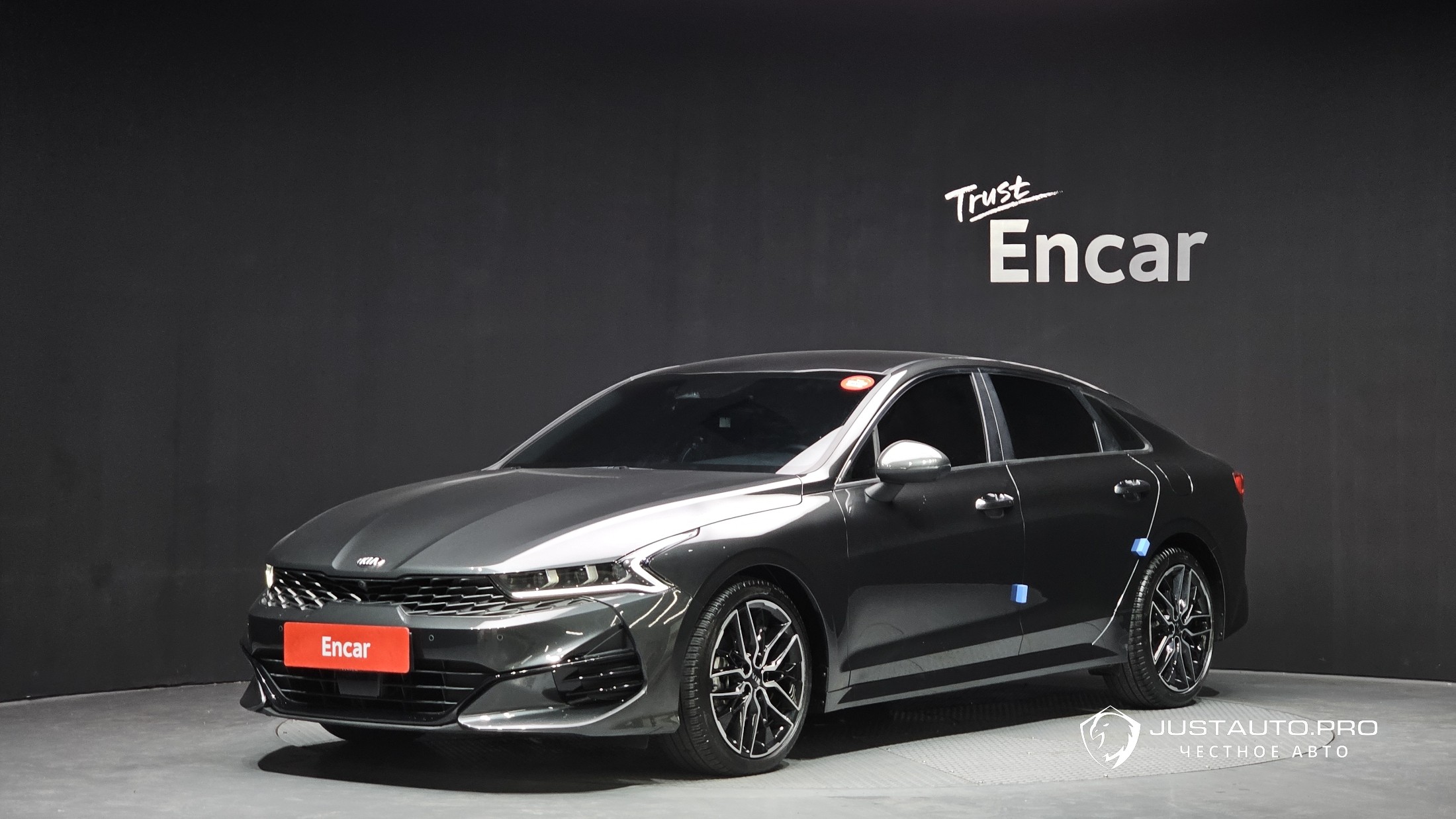 Автомобиль Kia K5