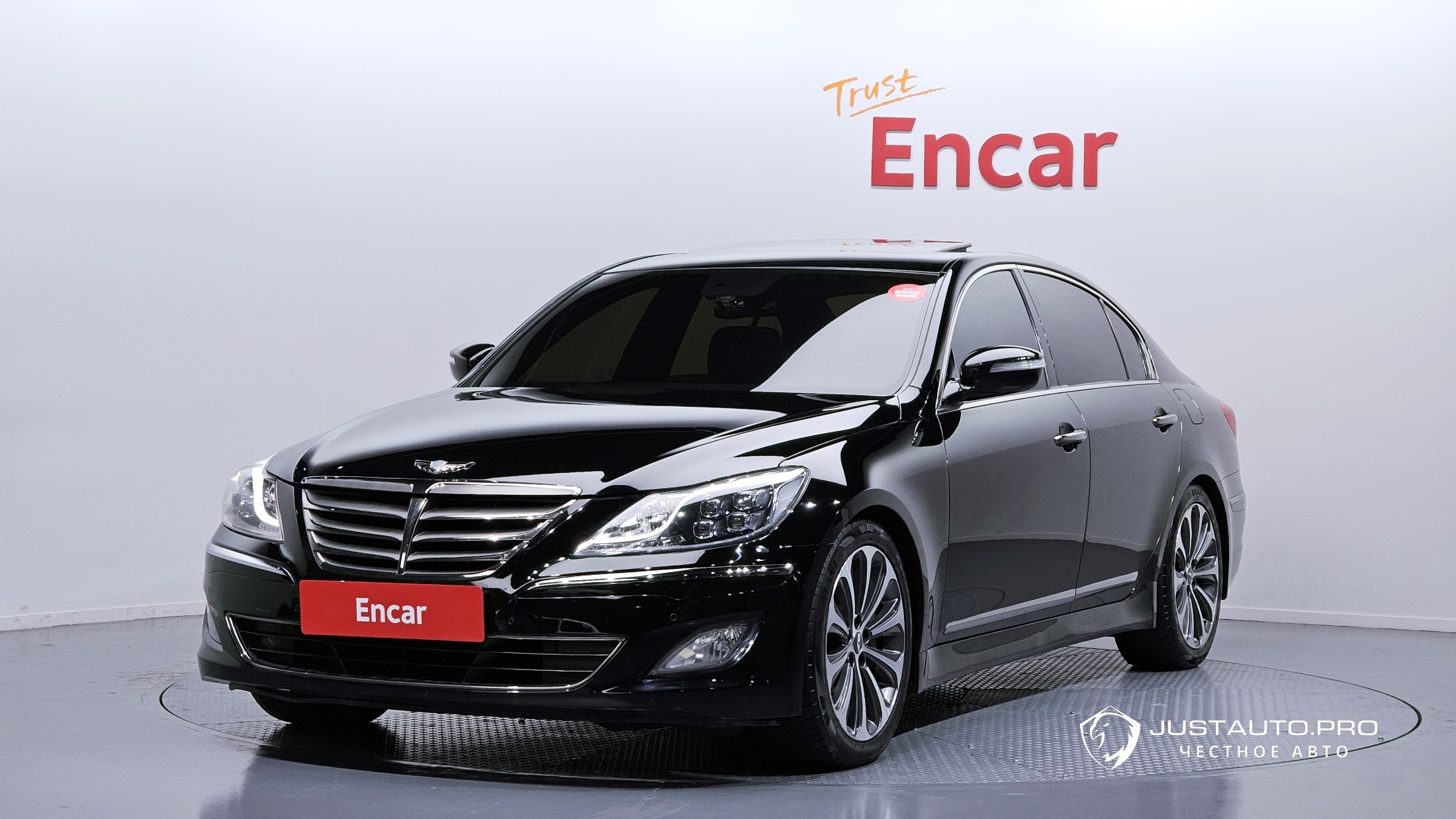 Автомобиль Hyundai Genesis