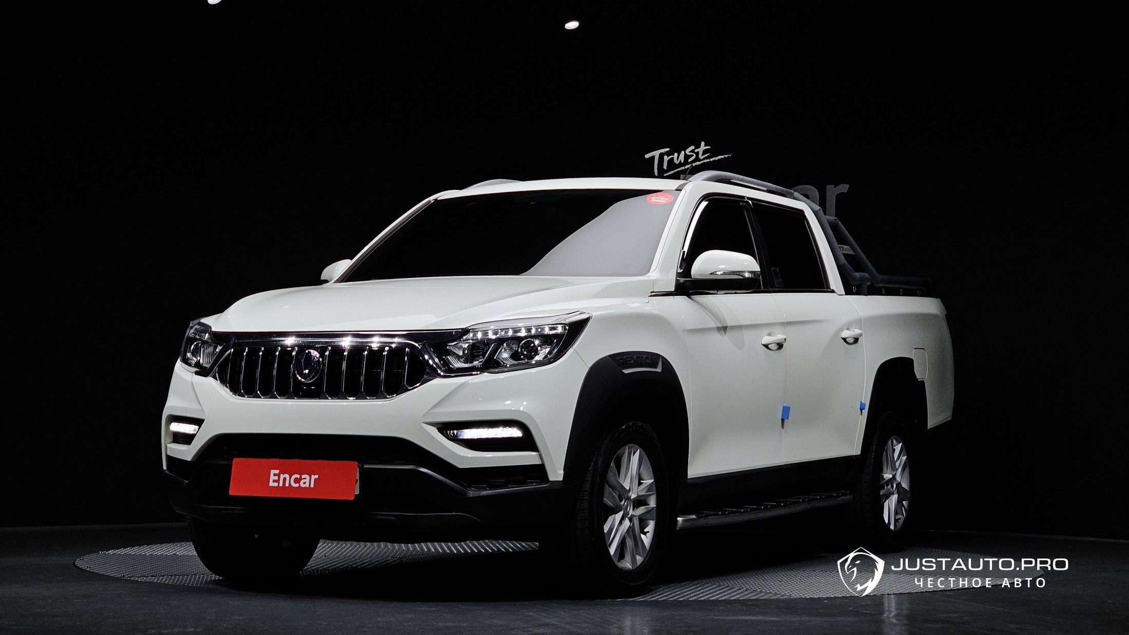 Автомобиль KG_Mobility_Ssangyong Rexton