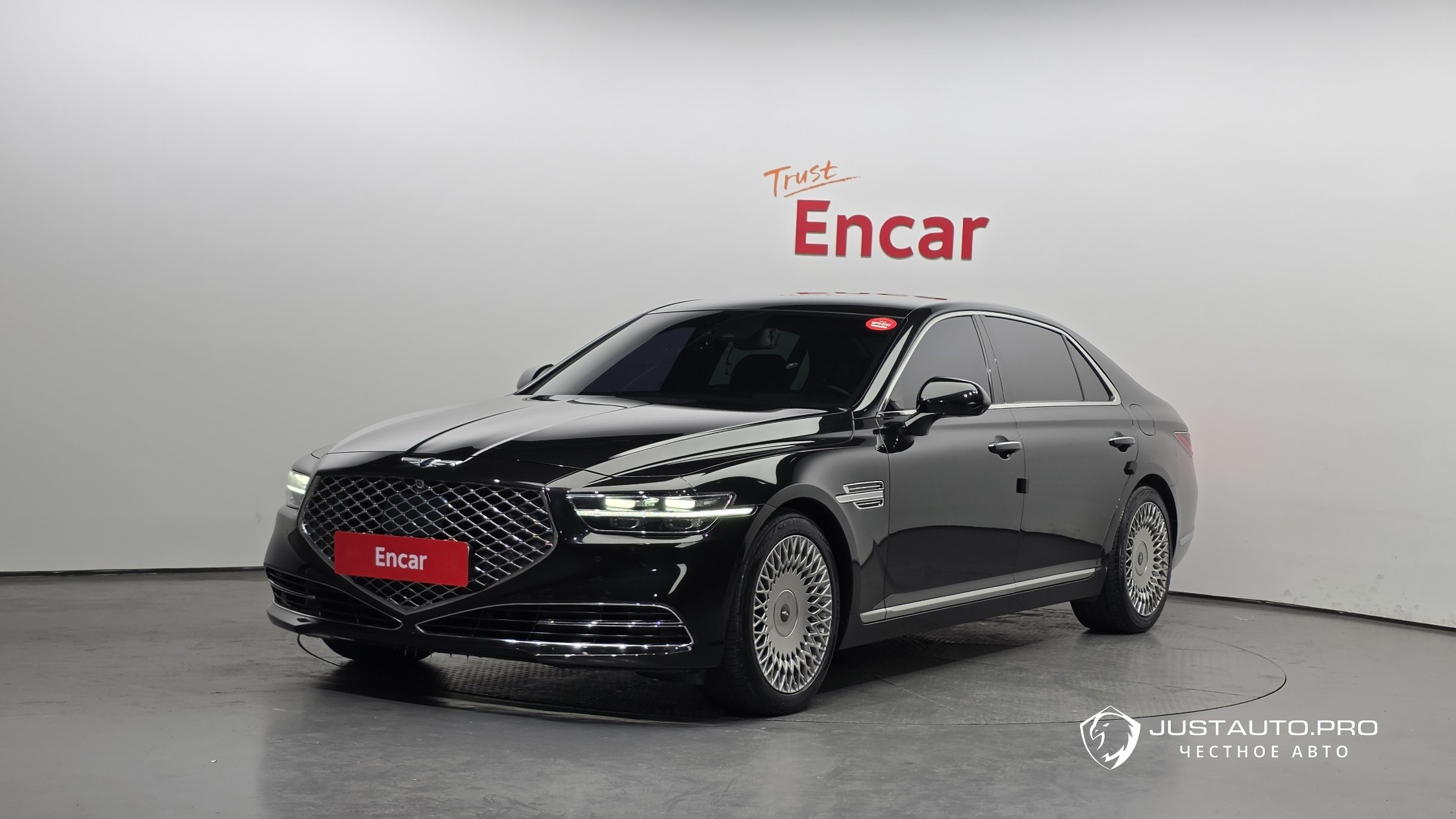 Автомобиль Genesis G90