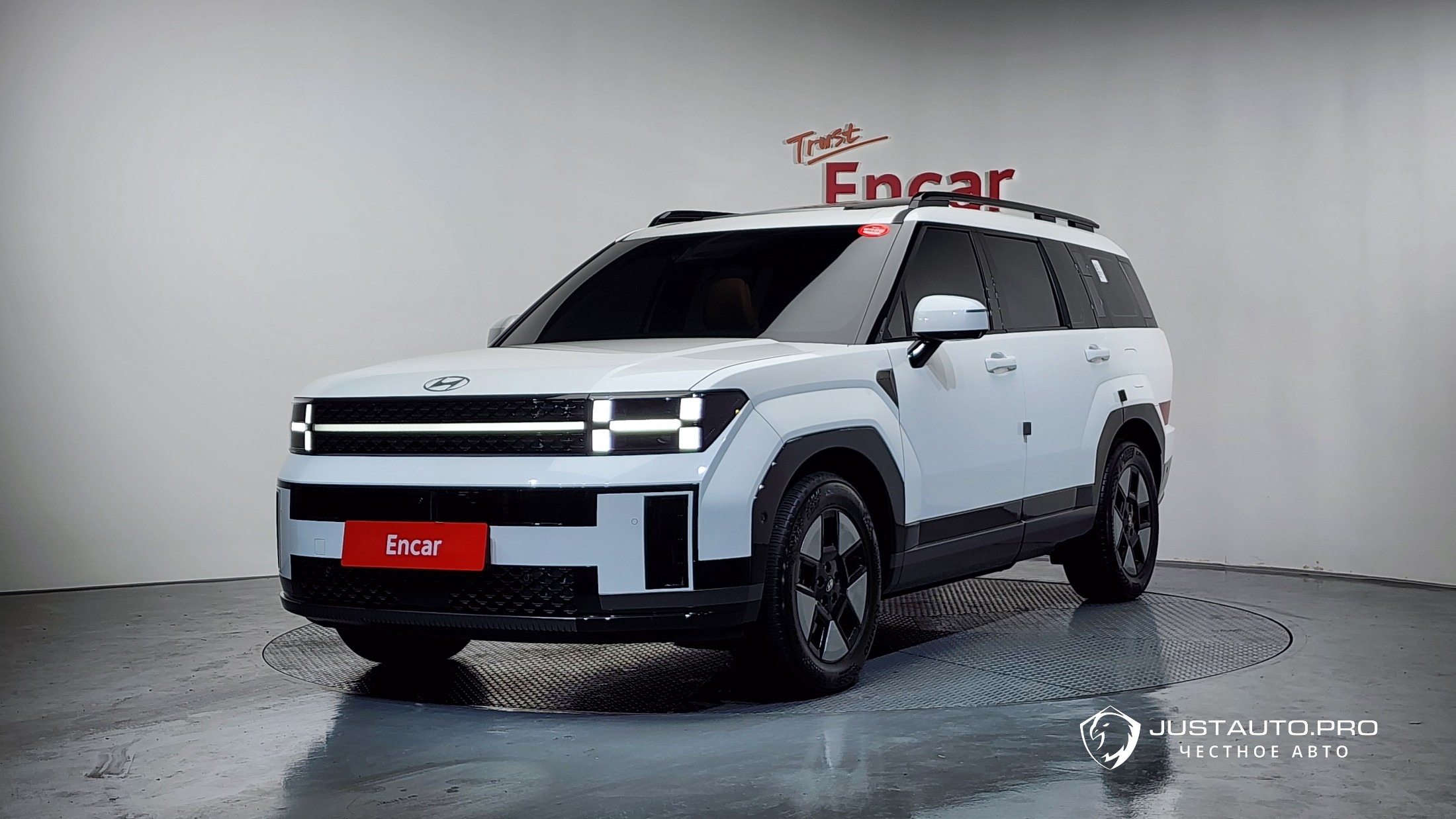 Автомобиль Hyundai Santafe