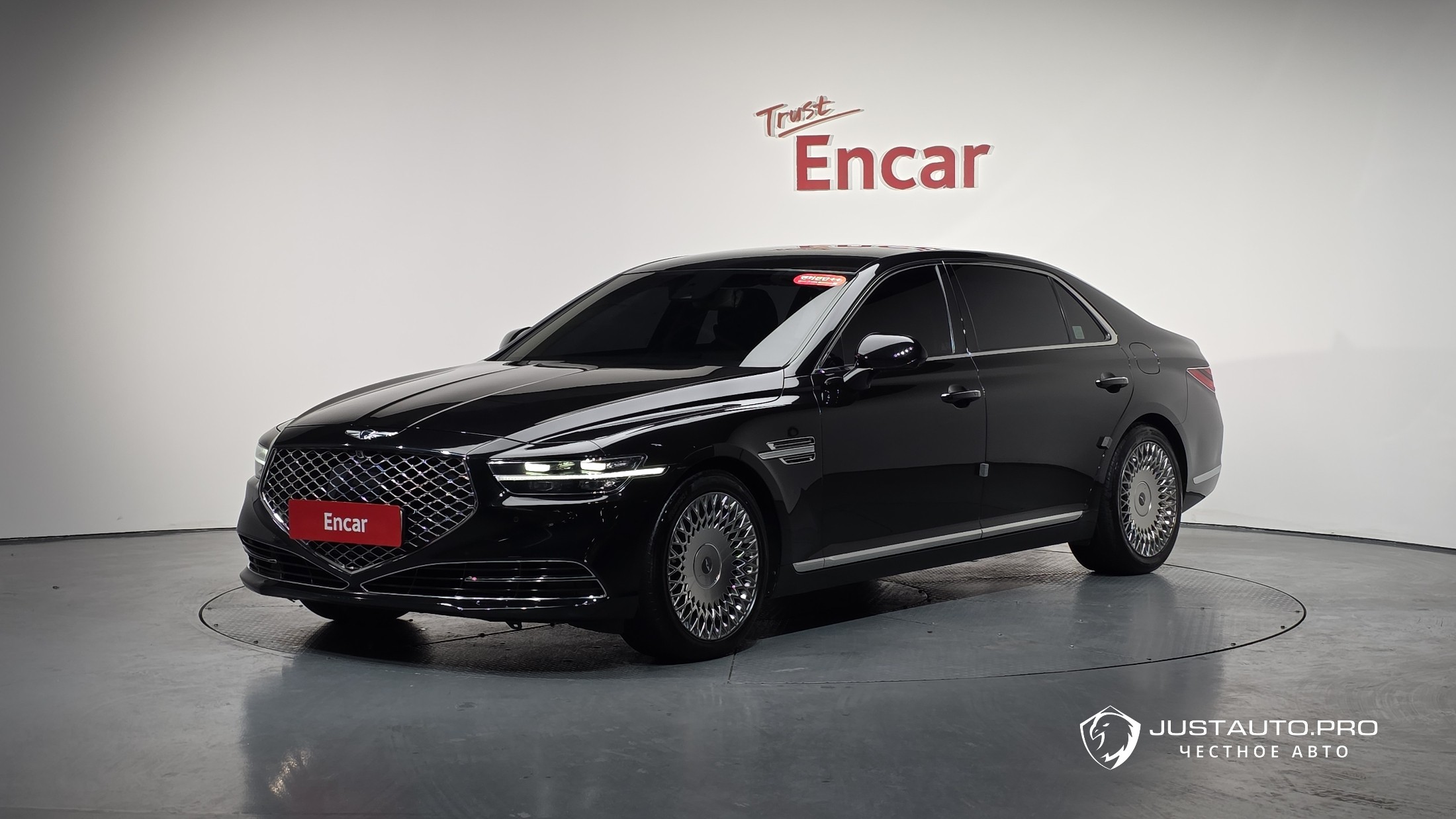 Автомобиль Genesis G90