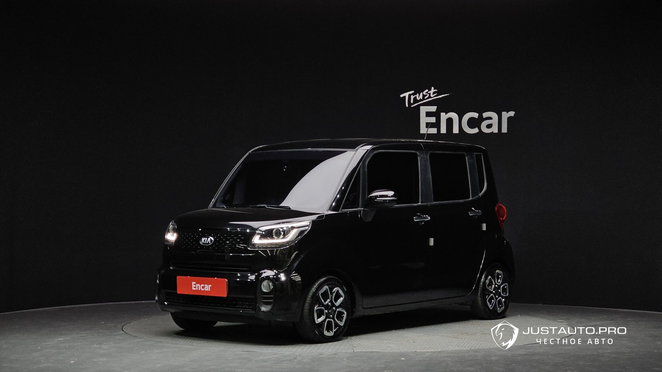 Автомобиль Kia RAY