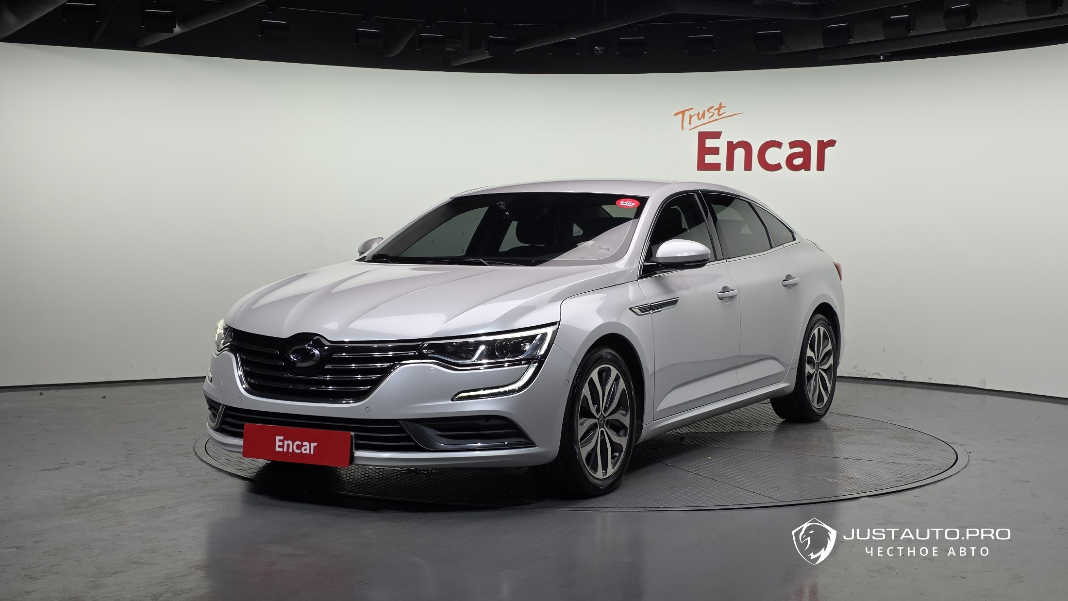 Автомобиль Renault-KoreaSamsung SM6