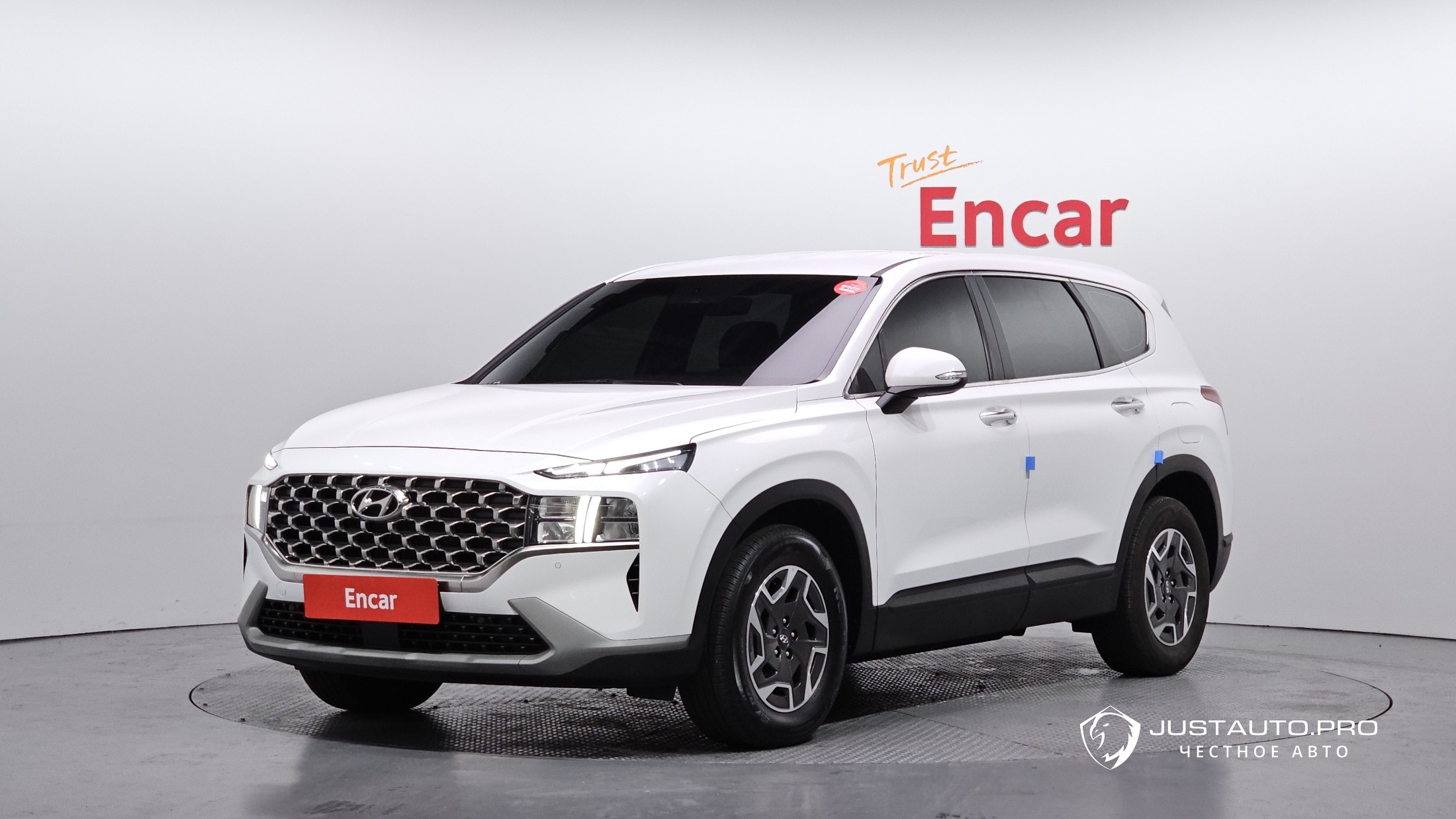 Автомобиль Hyundai Santafe